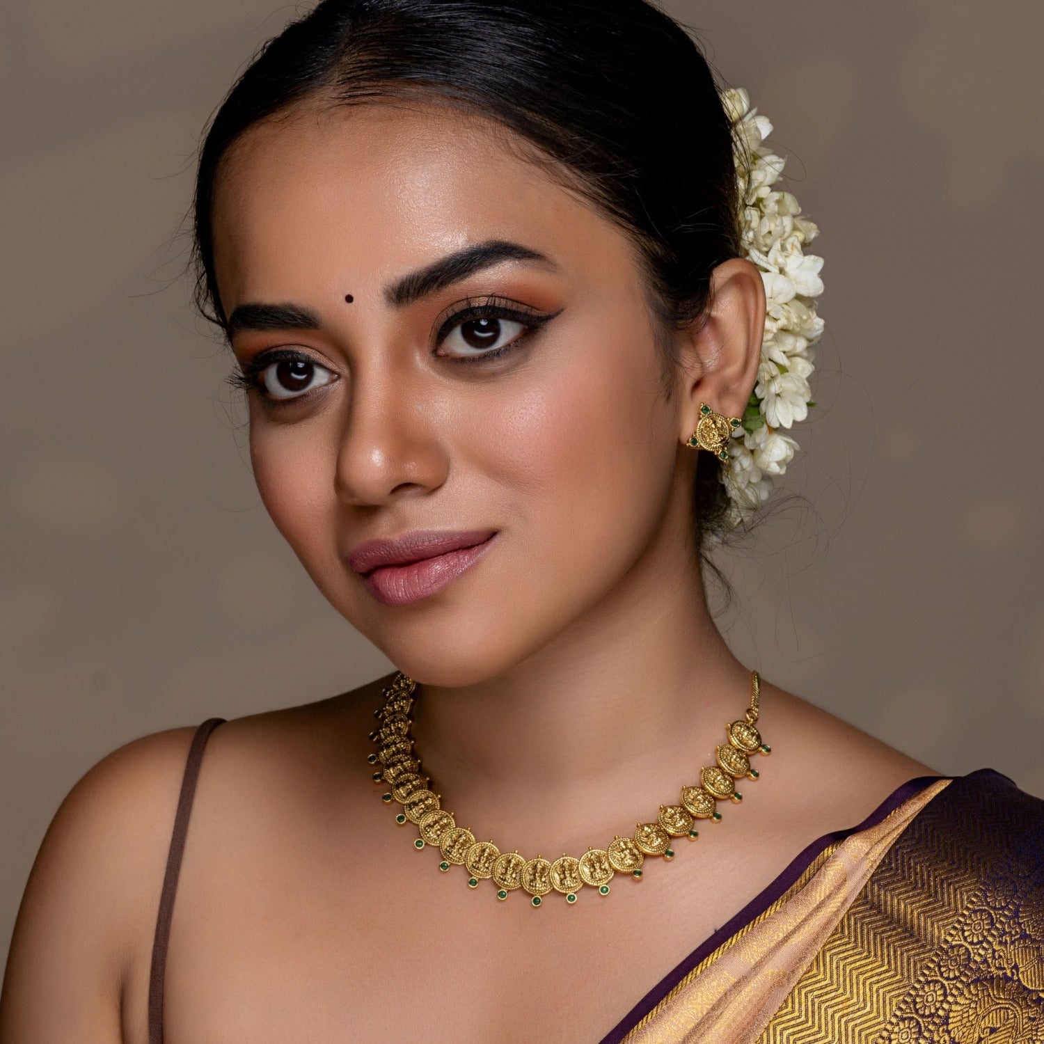 Parthivi Temple Green Kempu Necklace Set | Traditional Indian Jewelry for Women | Perfect for Weddings, Festivals & Cultural Events