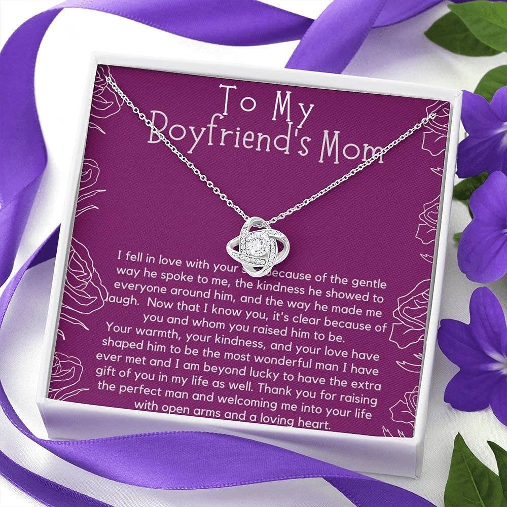 Personalized Jewelry Gift for Boyfriend's Mom - Custom Name Necklace for Women, Mother's Day Gift, Birthday Present, Thank You Gift - Perfect for Special Occasions & Everyday Wear