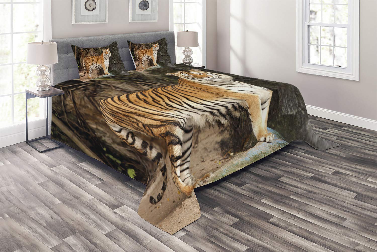 Ambesonne Tiger Bedspread Set - 3 Piece King Size Quilted Coverlet with 2 Pillow Shams, Royal Bengal Tiger Portrait in Cave Print, Multicolor Decorative Bedding | Perfect for Jungle Theme Bedroom, Wildlife Lover's Home Decor, or Unique Gift