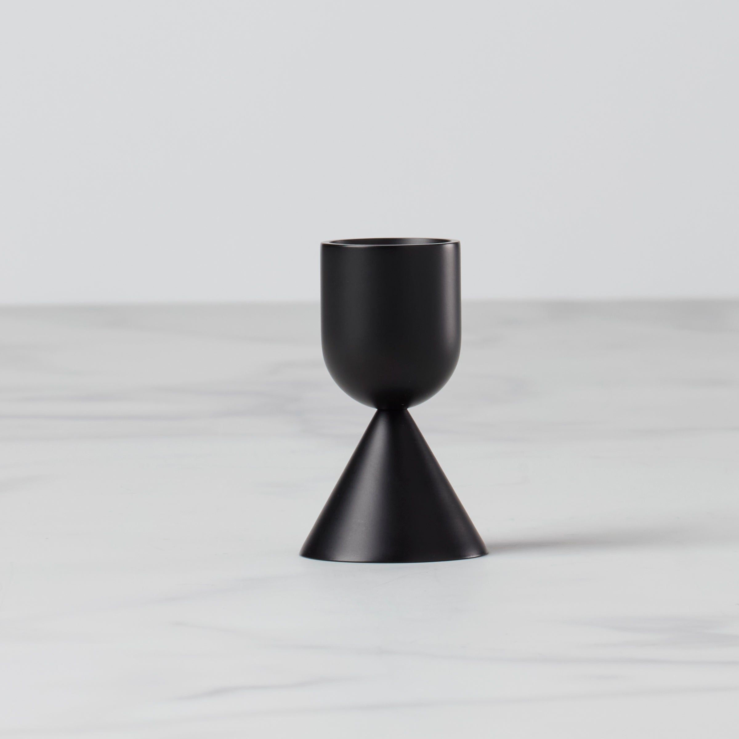 Onyx Brass Short Taper Candle Holder - Elegant Table Decor for Weddings, Dining & Home Decor