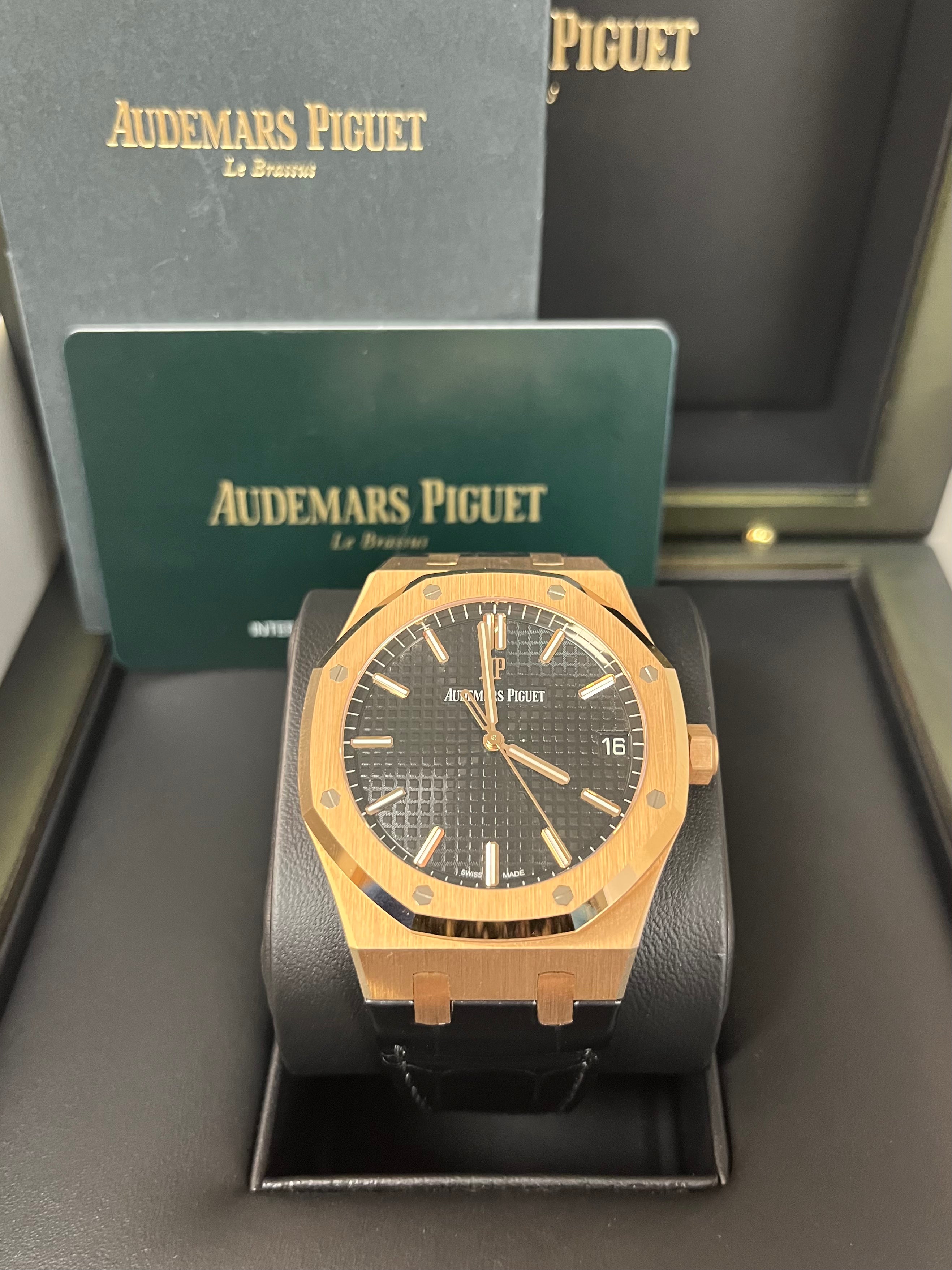 Audemars Piguet Royal Oak Selfwinding Rose Gold Watch with Black Dial & Leather Strap 15500OR.OO.D002CR.01 - Luxury Timepiece for Business Meetings & Formal Events
