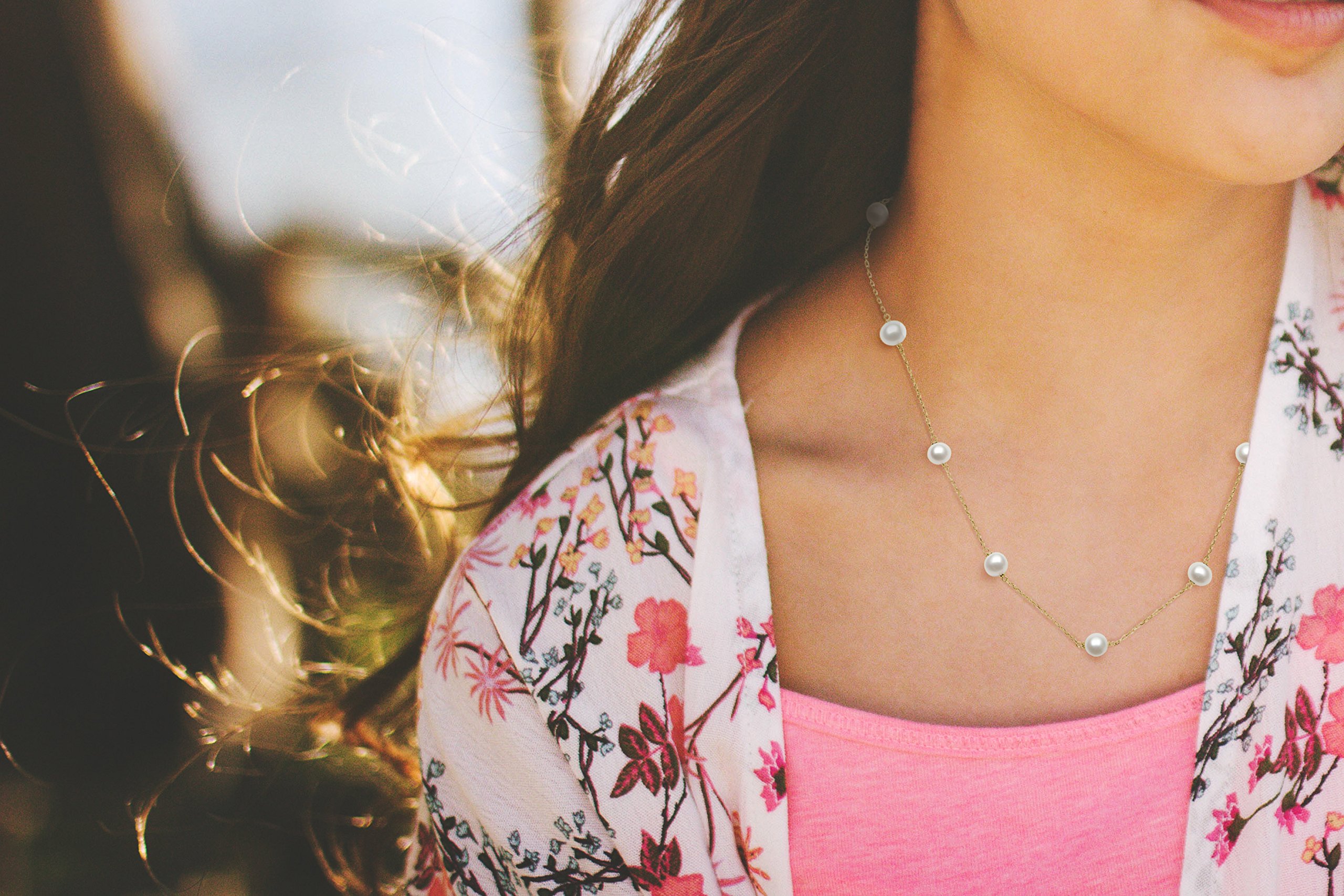 10K Yellow Gold Pearl Necklace - Elegant 18