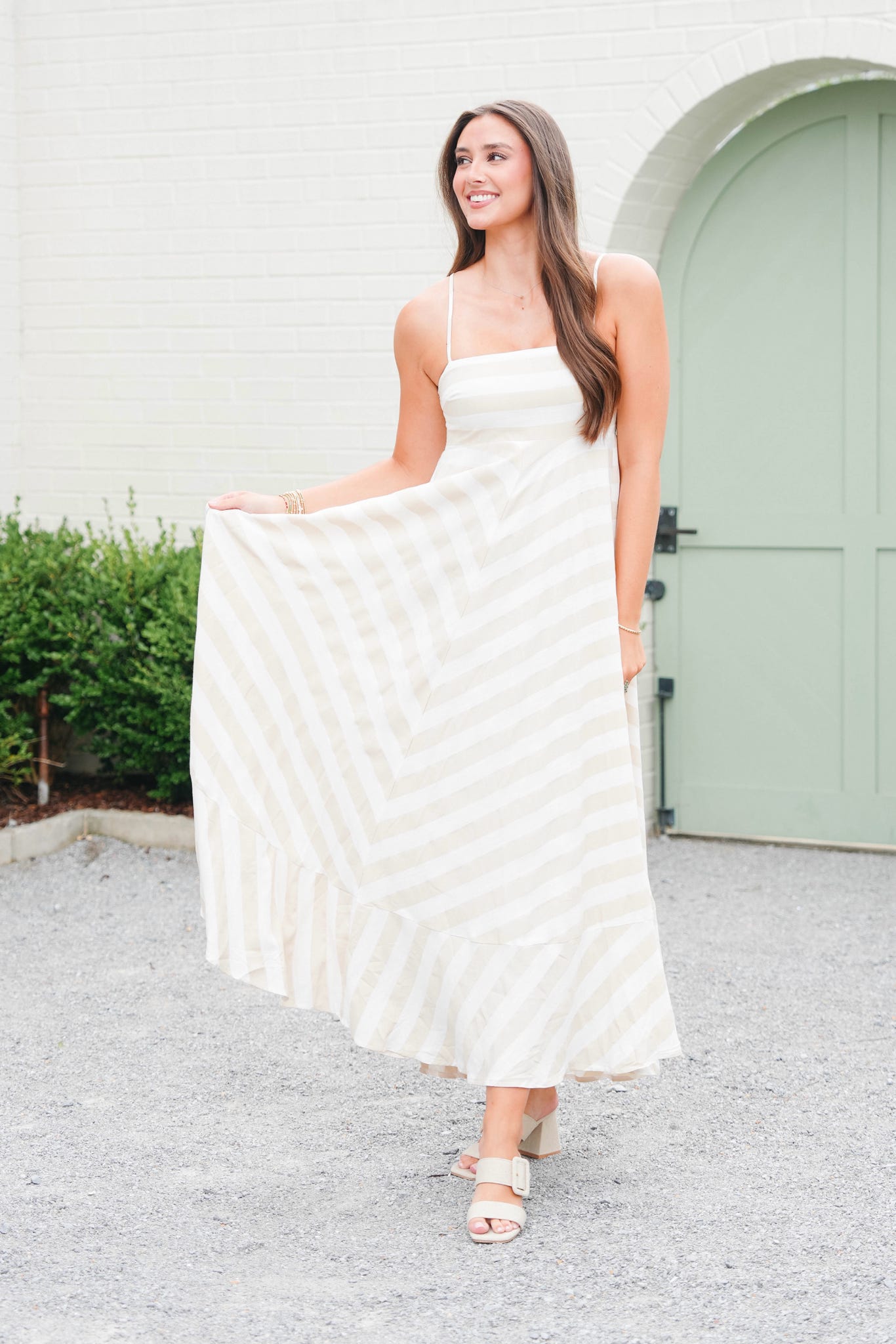 Looks Like Love Dress - Elegant Floral Summer Dress for Women | Perfect for Weddings, Dates & Special Occasions