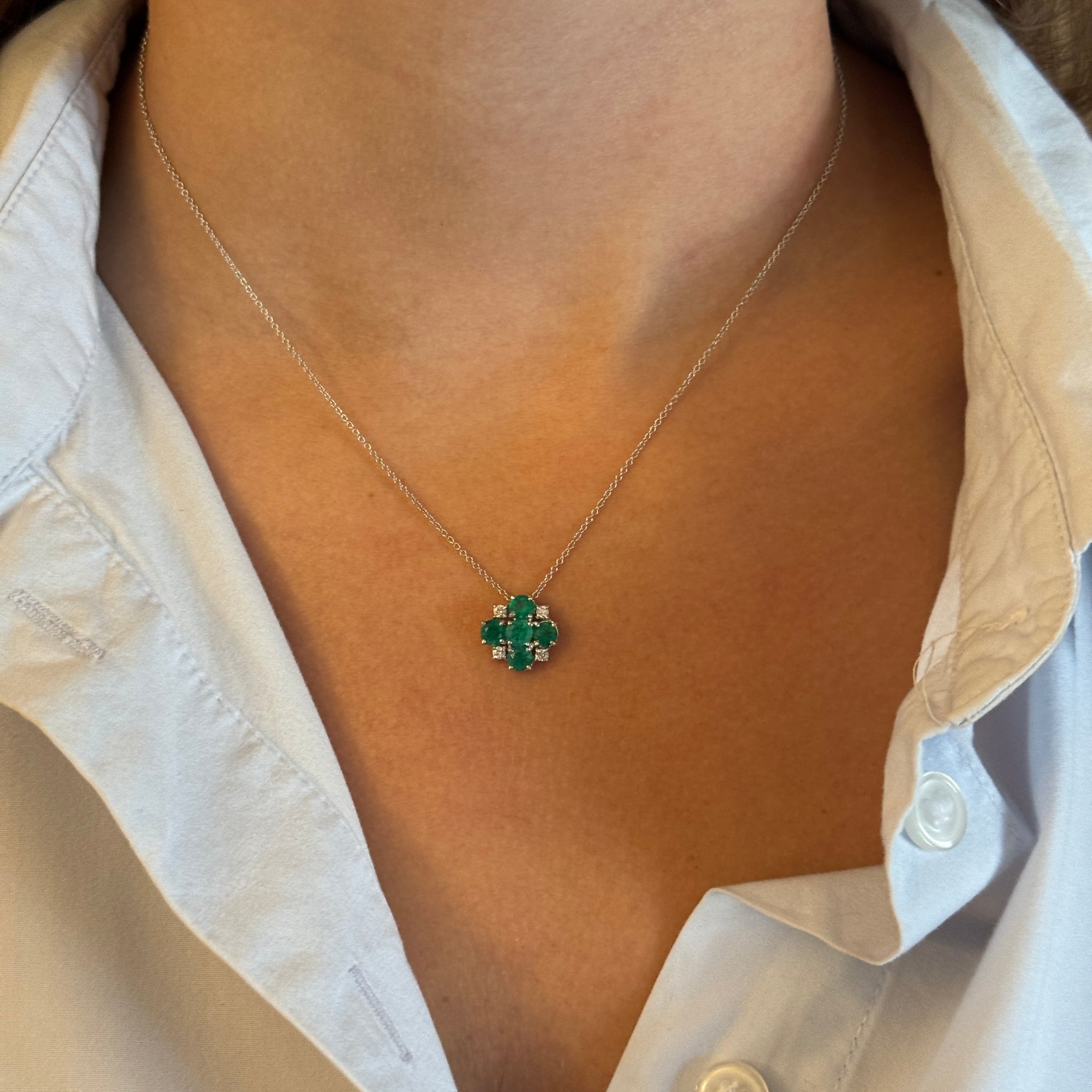 1.18ctw Round Emerald & Diamond 18K White Gold Pendant Necklace for Women - Elegant Jewelry Gift for Birthday, Anniversary & Special Occasions