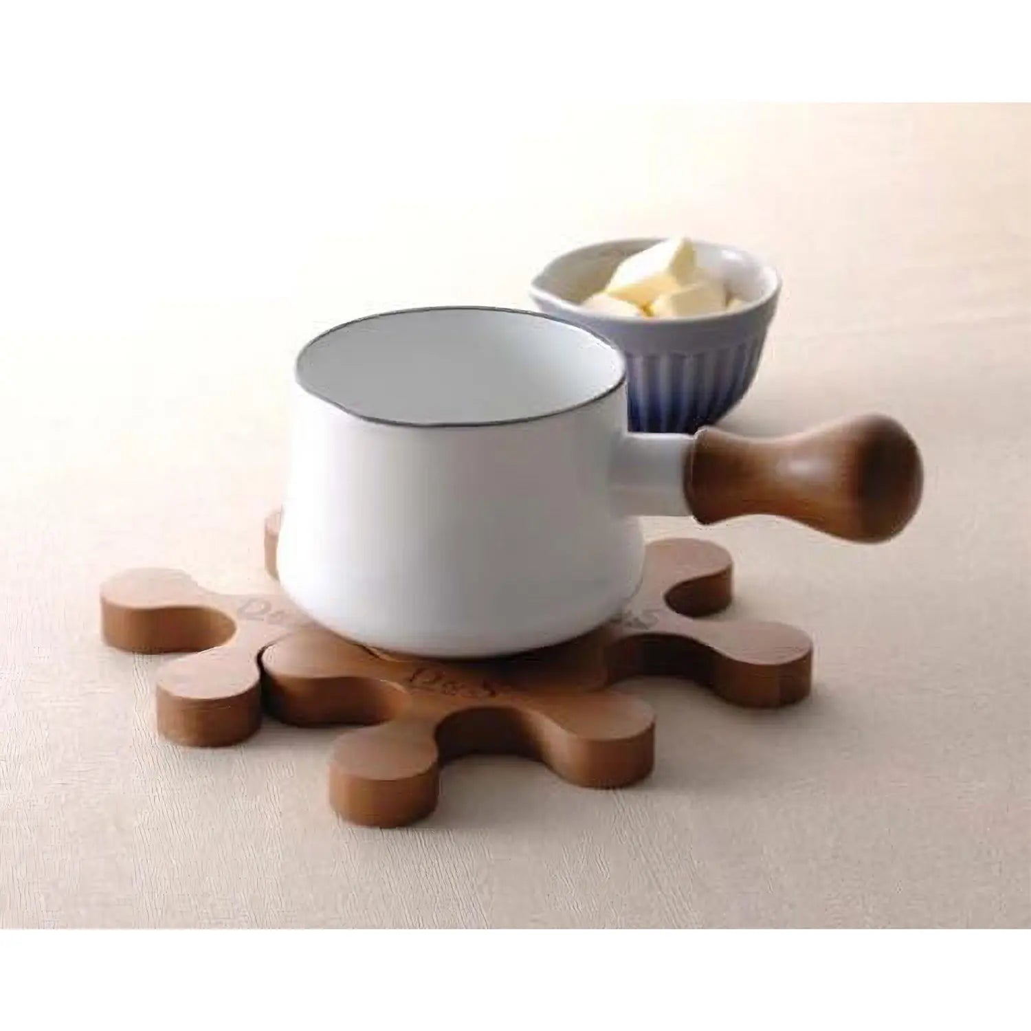 D&S Natural Wood Pot Mats Set of 4 - Heat Resistant Trivets for Kitchen Countertops, Dining Table & Hot Dishes Protection - Perfect for Coffee Pots, Tea Kettles & Serving Bowls