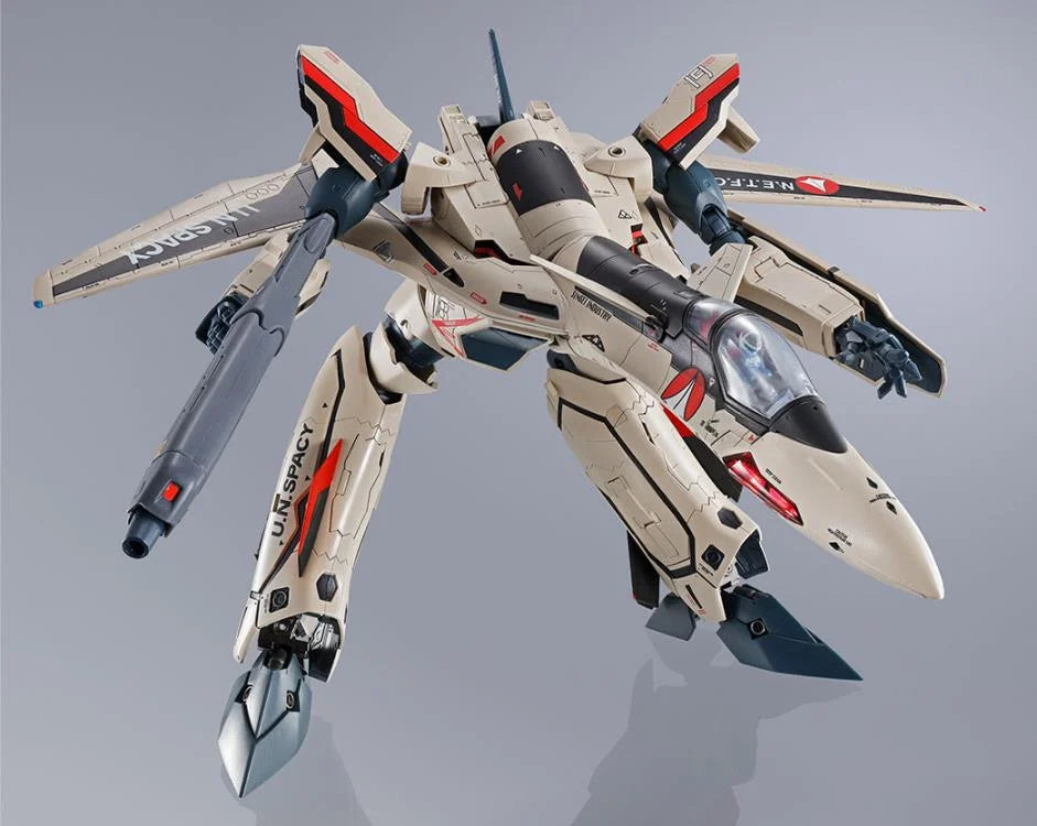 Bandai DX Chogokin Macross Plus YF-19 Isamu Alva Dyson Action Figure - Collectible Anime Robot Toy for Display & Play | Perfect for Fans & Model Enthusiasts