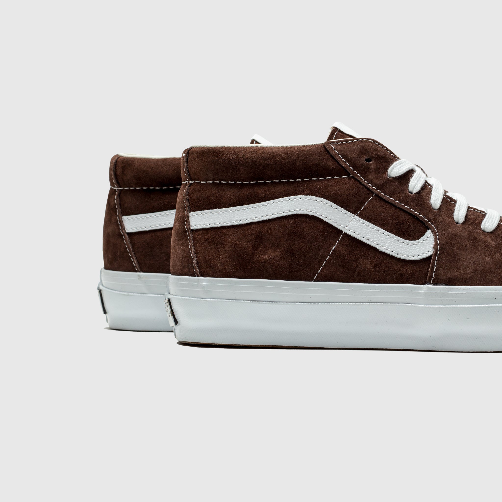 Vans SK8 Mid Reissue 83 LX Skate Shoes - Classic Retro Style for Men & Women | Perfect for Skateboarding, Streetwear & Casual Outfits