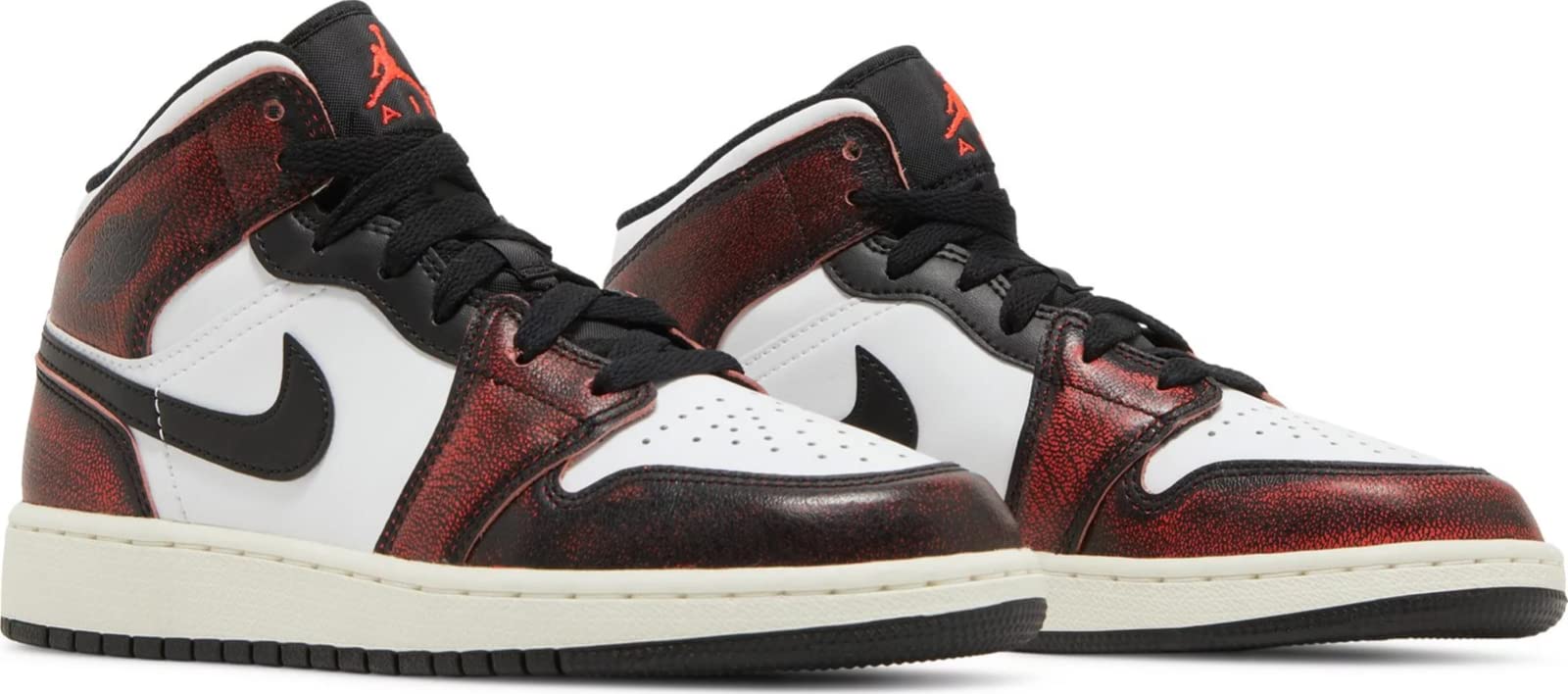 Nike Kids Air Jordan 1 Retro High OG GS Basketball Shoes - Black/White/Sail/Infrared 23 - Size 7 US Big Kid - Stylish & Comfortable Sneakers for School, Sports & Casual Wear