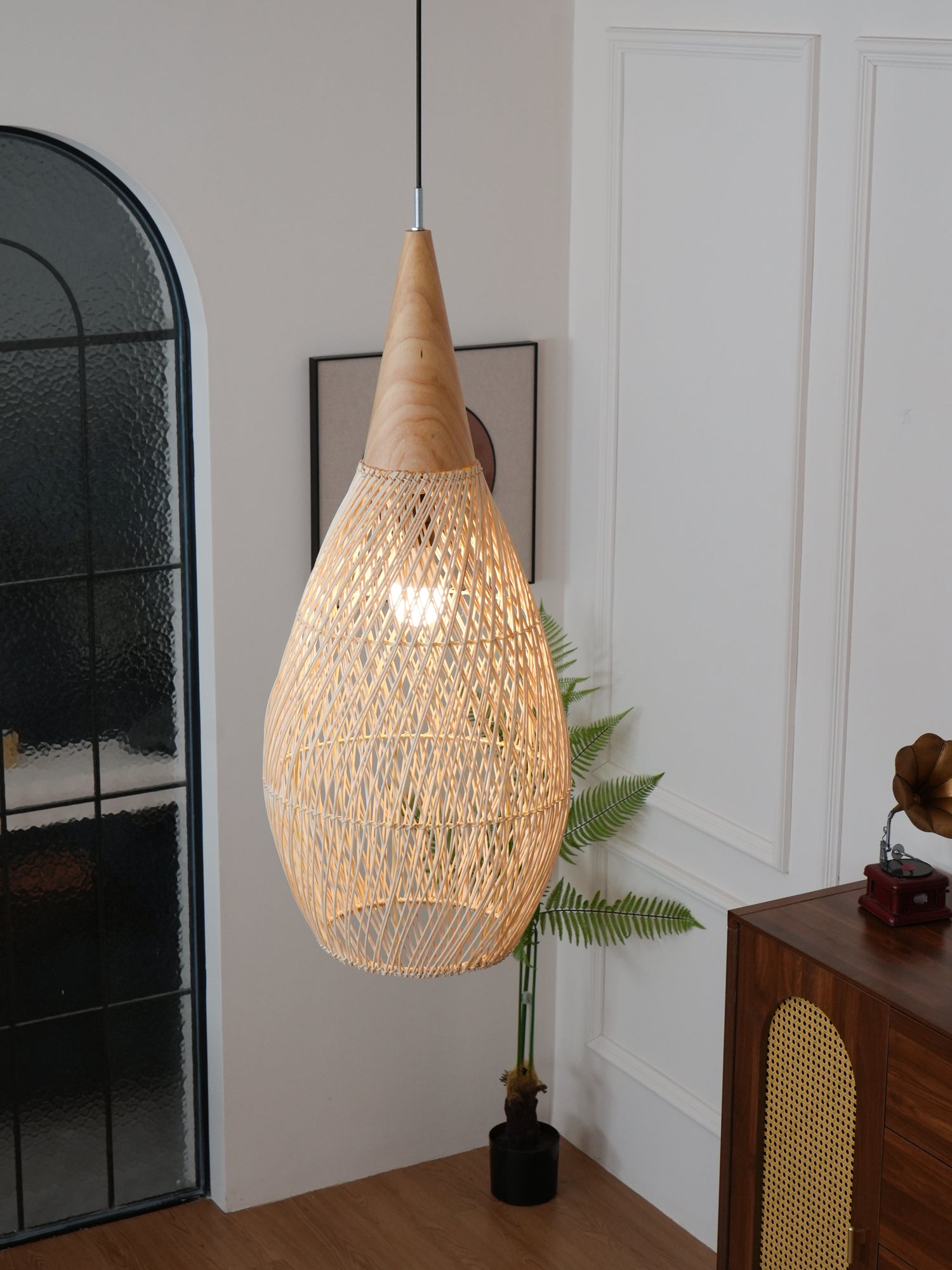 Handwoven Rattan Pendant Light - Natural Boho Ceiling Lamp for Living Room, Bedroom, or Porch Decor