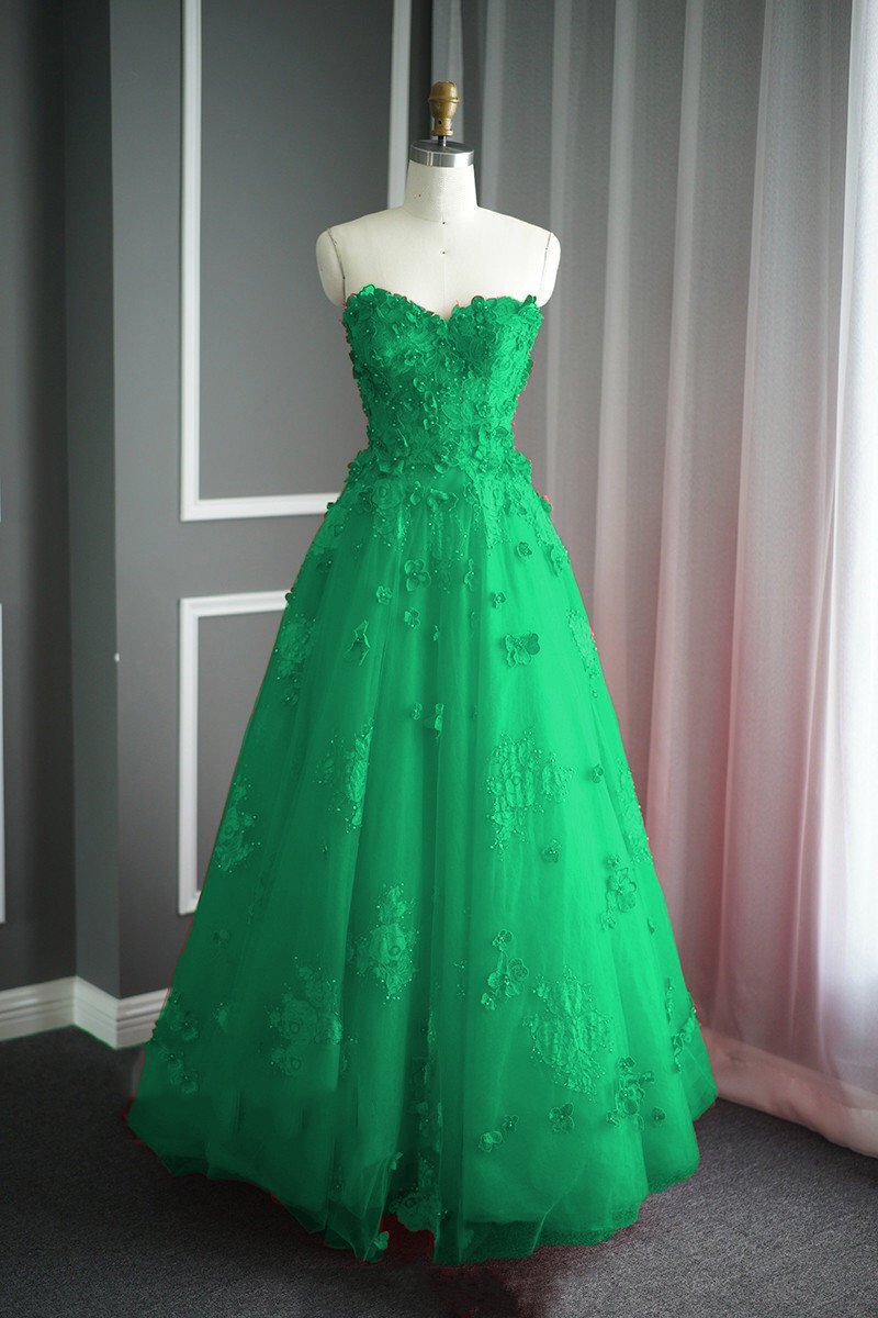 Elegant A-Line Floral Lace Beaded Sweetheart Tulle Evening Gown - Long Prom Dress for Women | Perfect for Formal Dances, Weddings & Special Occasions