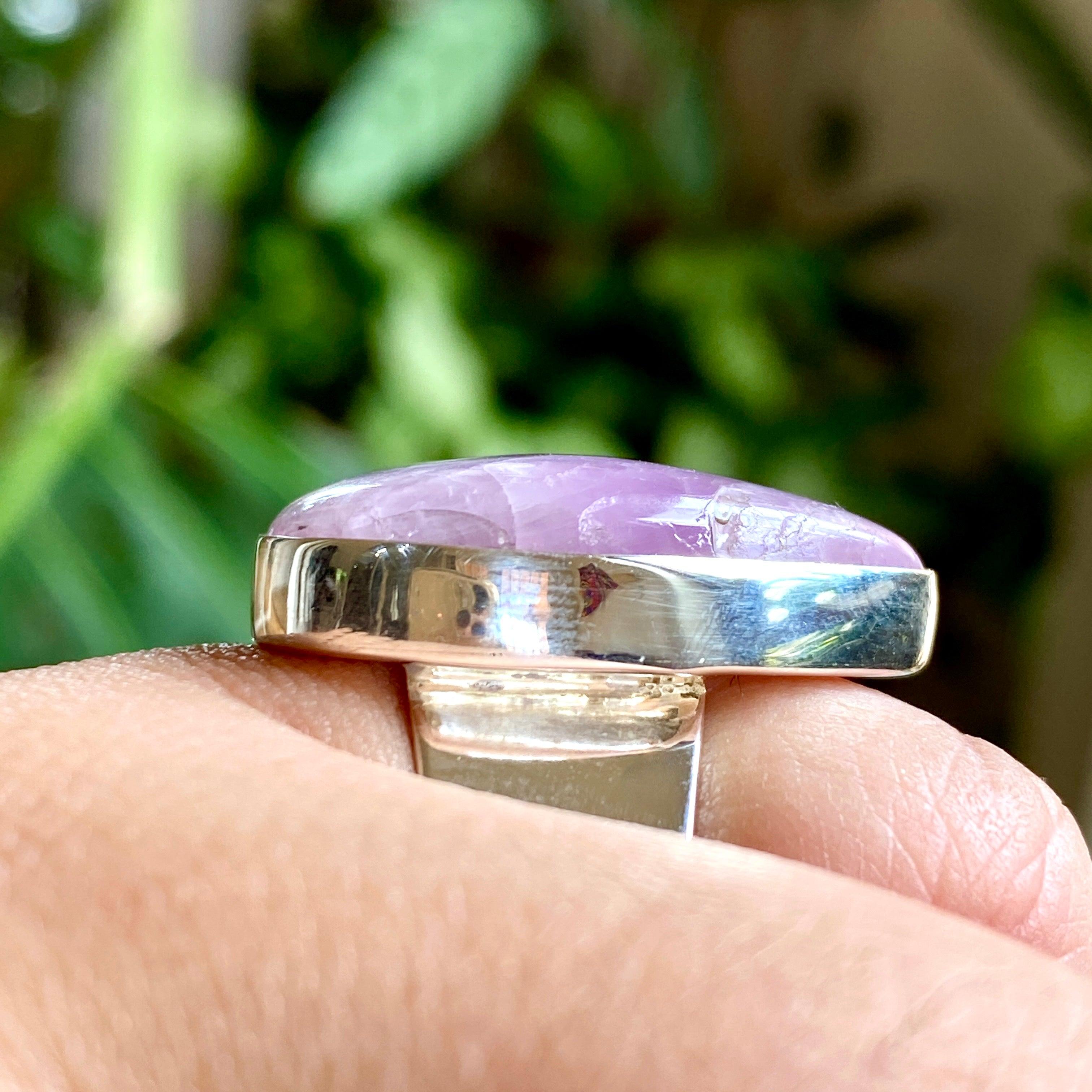 14K Gold Kunzite Teardrop Ring for Women - Elegant Pink Gemstone Jewelry for Engagement, Anniversary & Special Occasions
