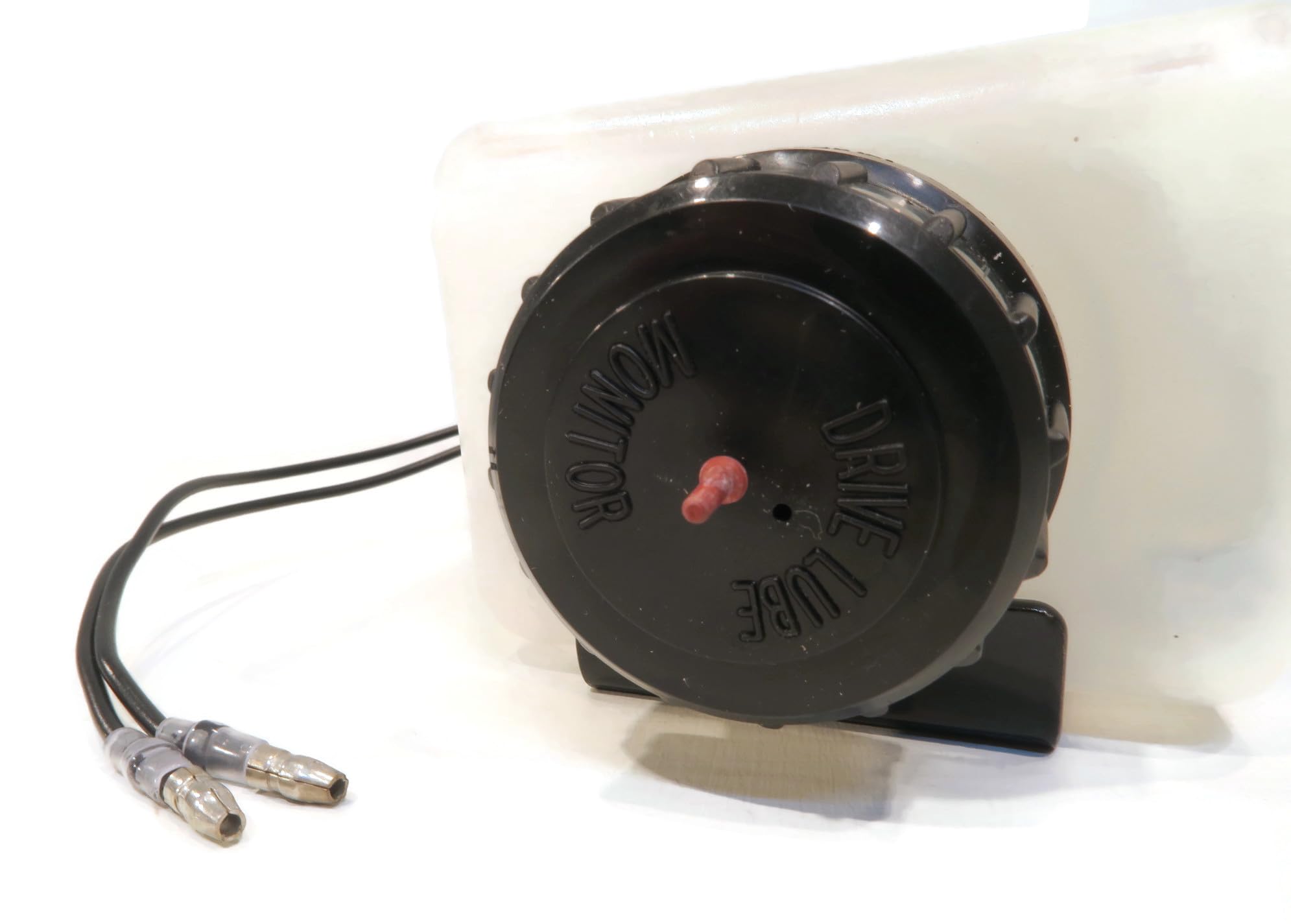 MerCruiser Bravo Two Lube Monitor Reservoir for 1990 Models (1.81:1 & 2.00:1 Ratio) - Marine Engine Oil System Replacement Part - Perfect for Boat Maintenance & Sterndrive Repair