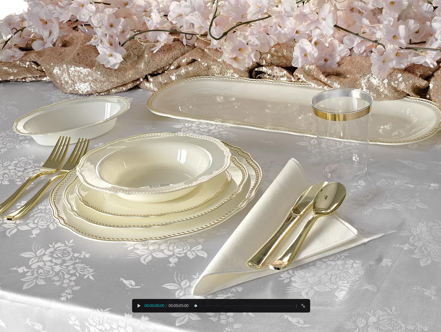 40-Pack Heavyweight Disposable Plastic Plates for Weddings & Parties - 10.25'' Dinner Plates in Rochelle Ivory & Gold - Elegant Tableware for Bridal Showers, Baby Showers & Special Events