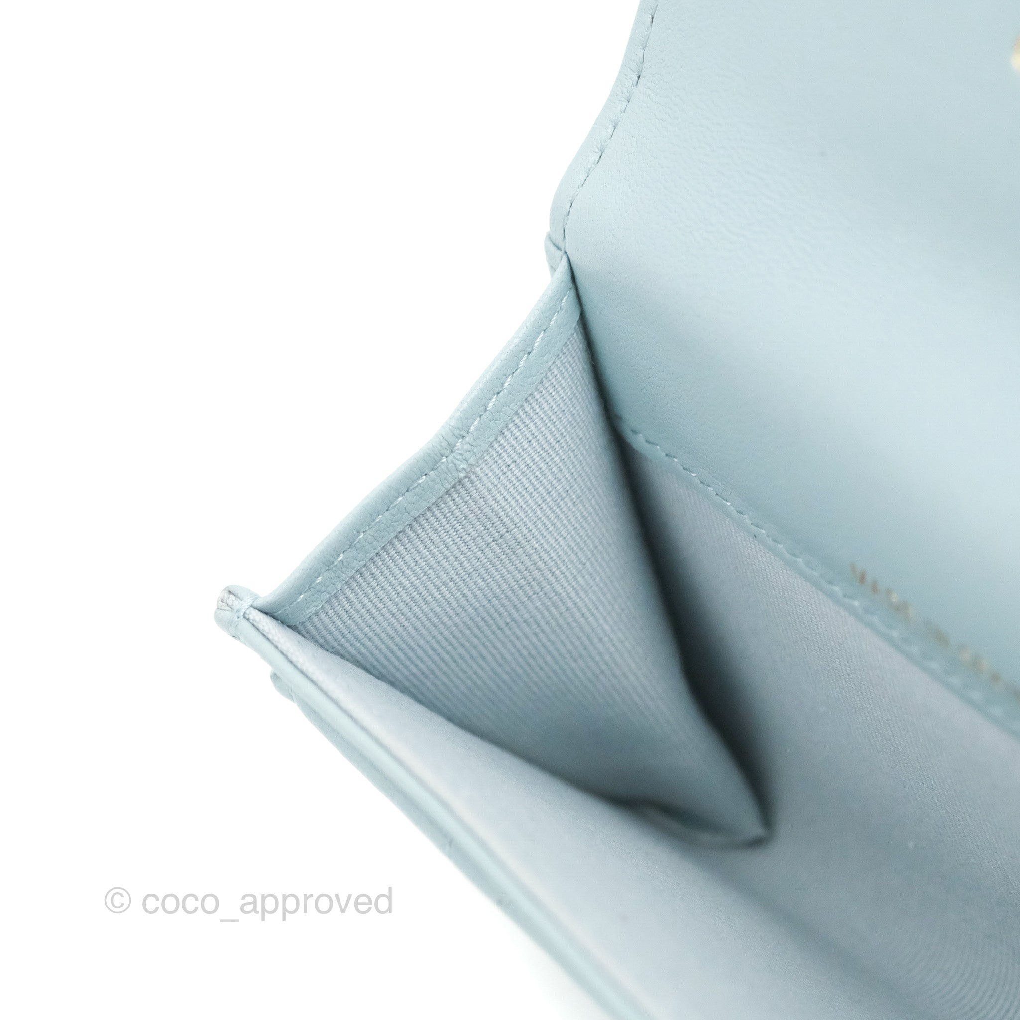 Chanel 19 Quilted Flap Card Holder in Light Blue Lambskin - Luxury Compact Wallet for Everyday Use & Travel Essentials