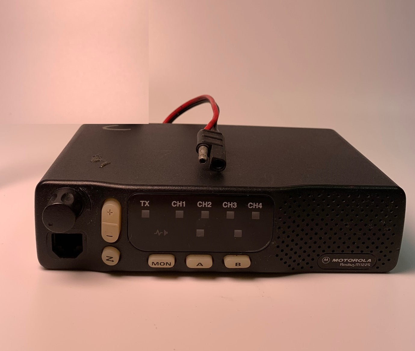 Motorola M1225 M44DGC90E2AA UHF Two-Way Mobile Radio - Reliable Communication for Trucking, Construction & Emergency Response Teams