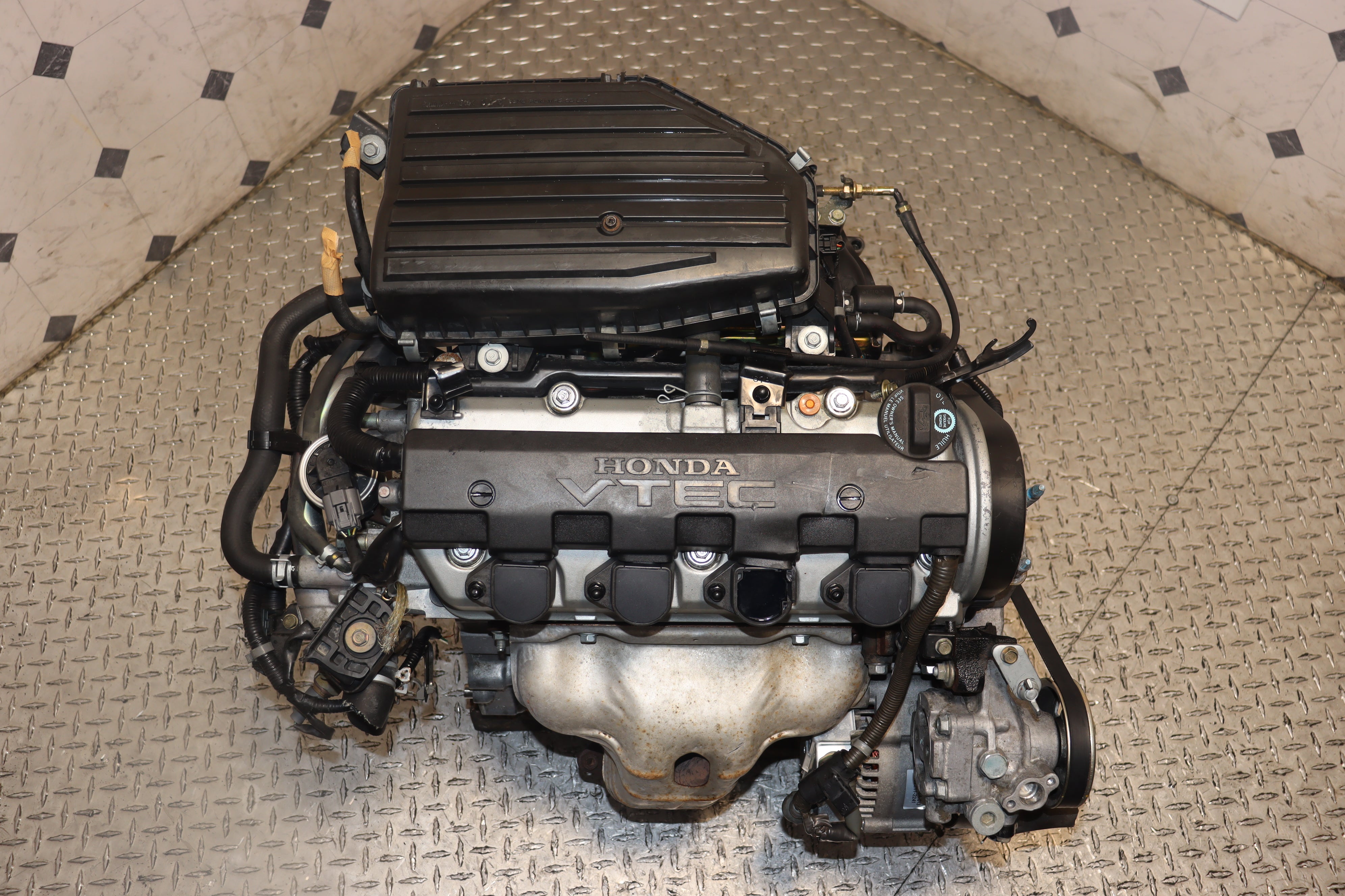 JDM D17A 1.7L VTEC Engine for Honda Civic 2001-2005 - High Performance Replacement Motor - Perfect for Engine Swap & Civic Upgrades