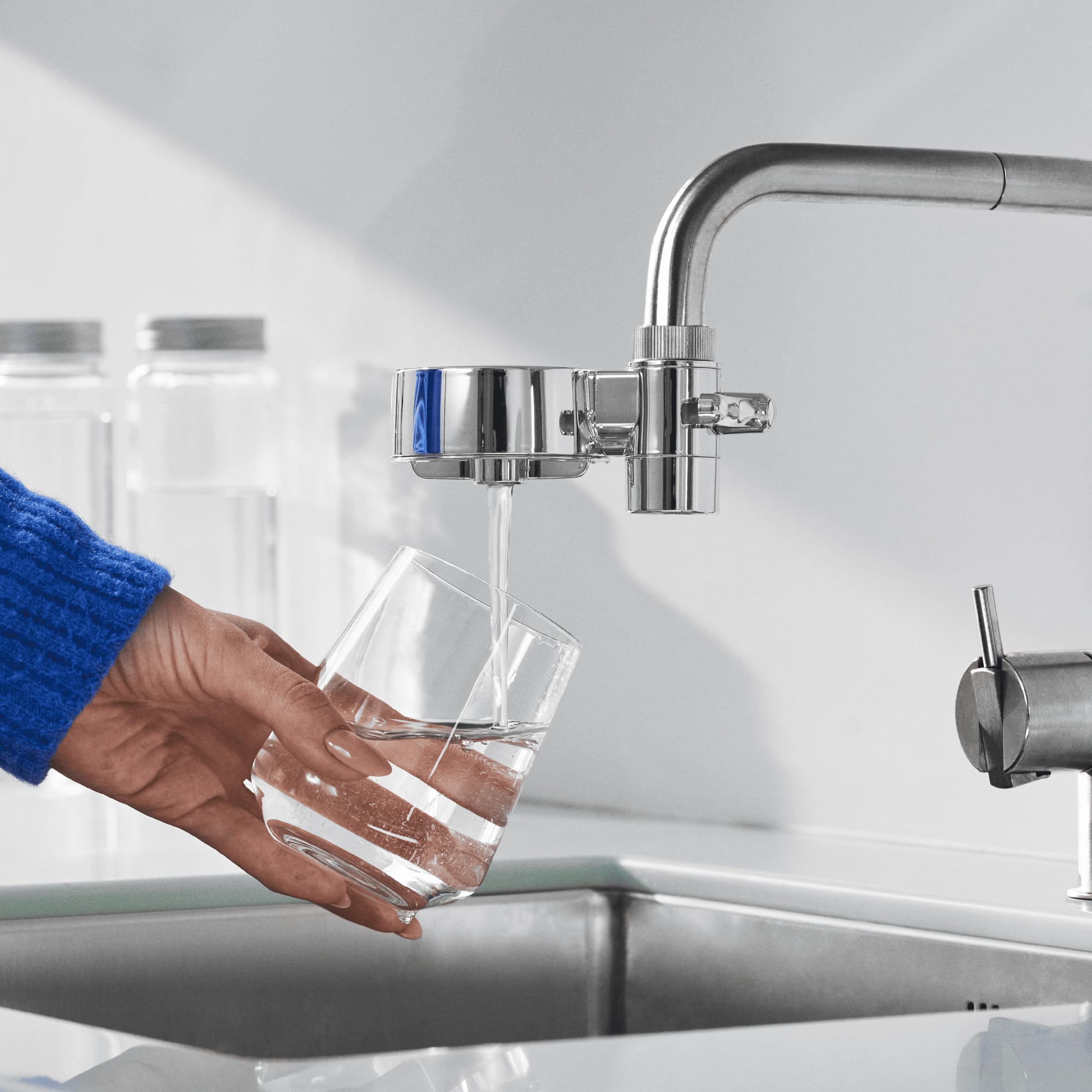 Tappwater EcoPro Compact - Il più piccolo filtro per acqua di rubinetto con nanotecnologia a 5 stadi, rimuove oltre 100 sostanze, design in cromo - Ideale per casa, ufficio e viaggi