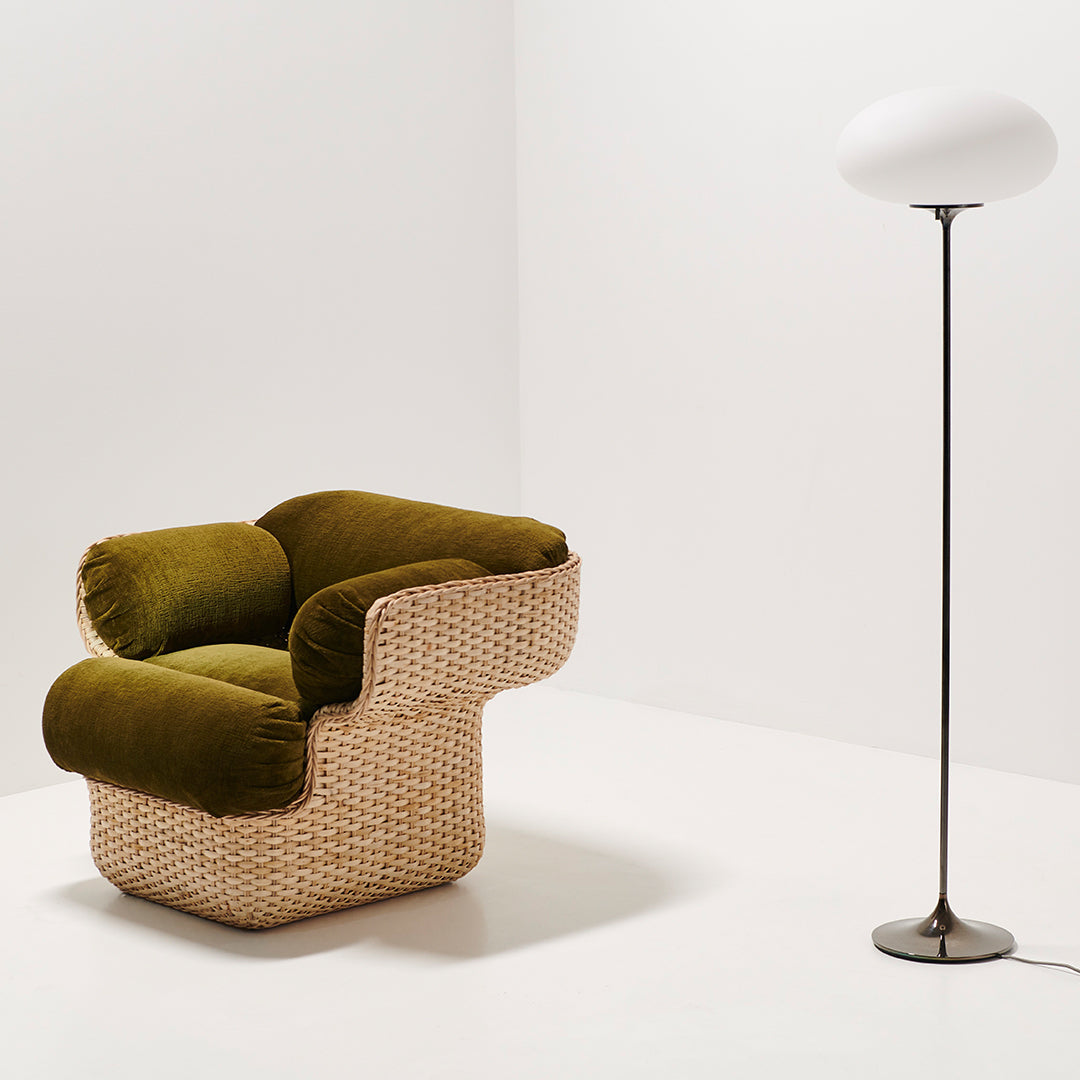 Comfortable Basket Lounge Chair for Indoor and Outdoor Use - Perfect for Patio, Garden, and Living Room Relaxation