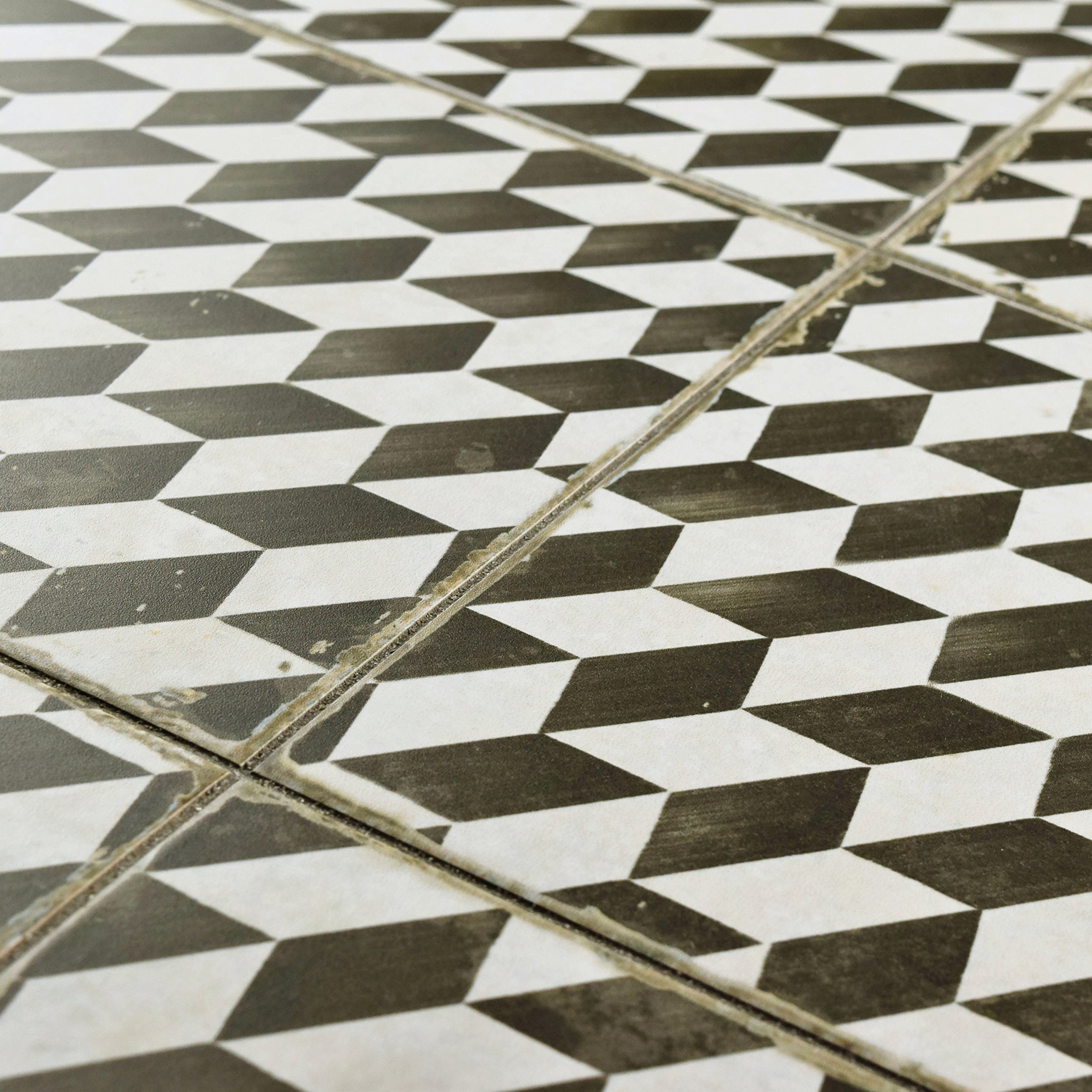 Merola Tile Kings Espiga 17-5/8