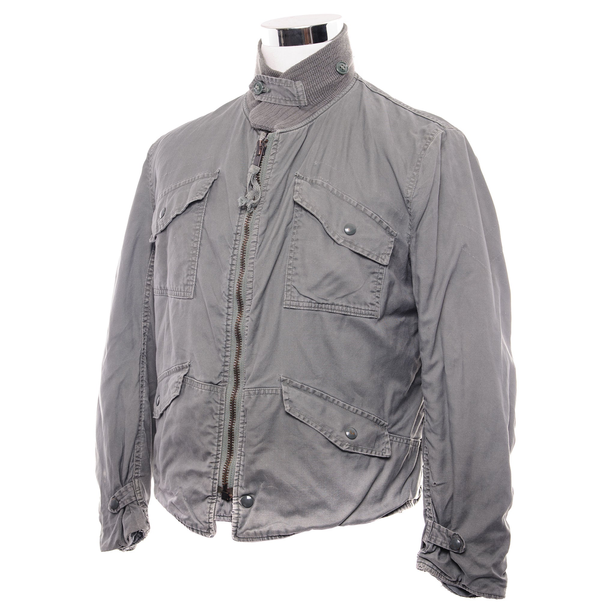 Vintage 1970s USAF US Air Force CWU-7/P Flight Jacket - Medium Size | Authentic Military Aviator Bomber Jacket for Men | Perfect for Aviation Enthusiasts & Retro Fashion