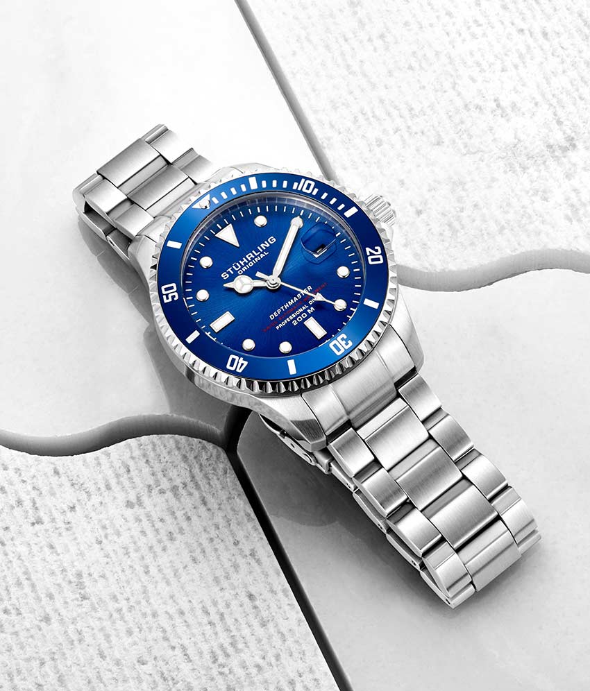Deep Blue Divers Trio Set with Signature Pen and Stud Earrings - Perfect for Scuba Diving Enthusiasts & Ocean Lovers