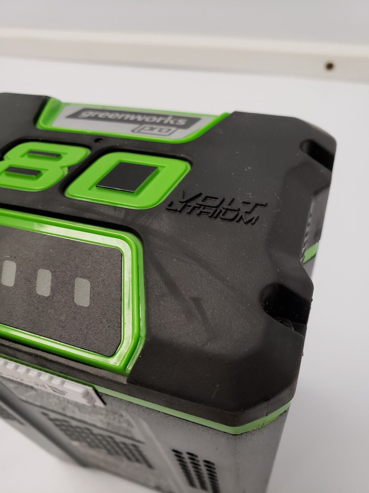 Greenworks BAB726 40V 2.5Ah Lithium-Ion Battery Replacement for Greenworks Tools - Perfect for Lawn Mowers, String Trimmers & Power Tools