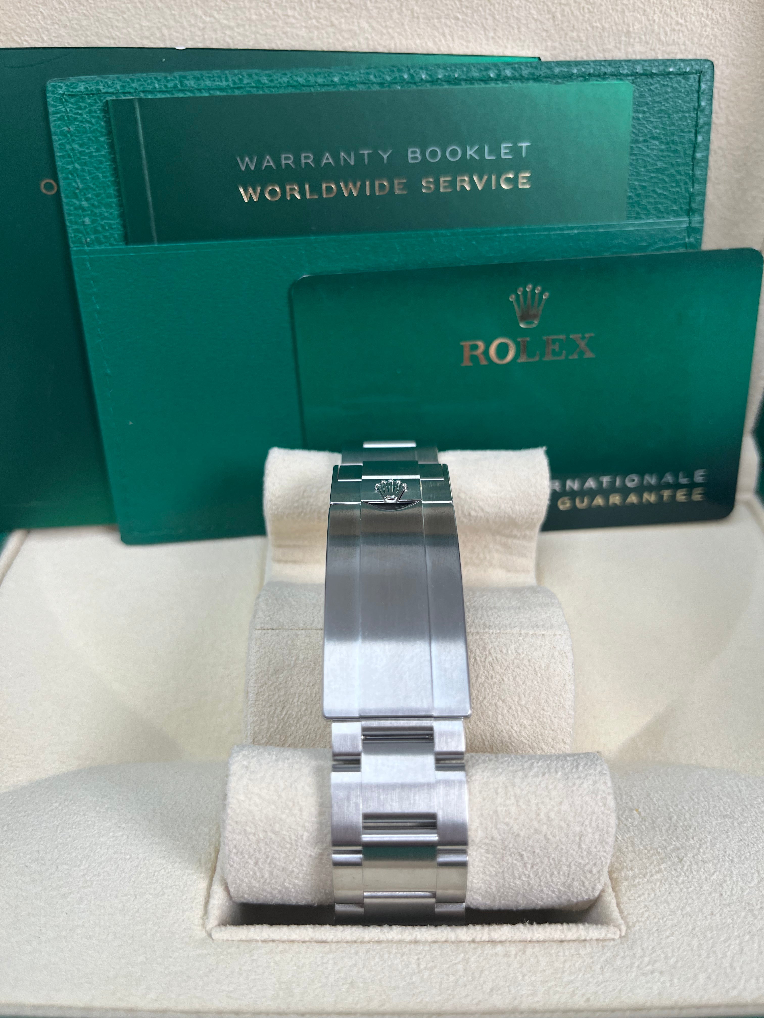 Rolex Submariner 41mm Stainless Steel Men's Watch with Date - Black Dial (Ref# 126610LN) | Luxury Dive Watch for Professional & Casual Wear