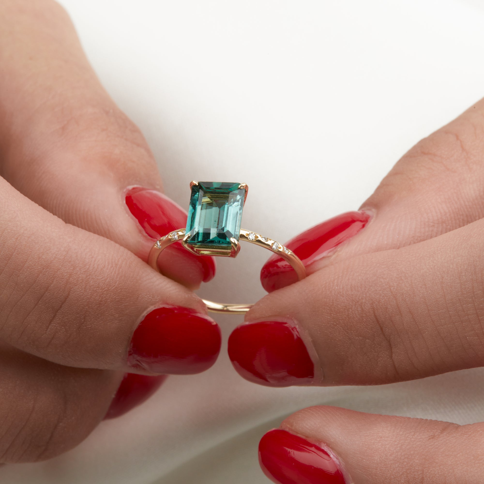 Stunning Large Starry Tourmaline Ring for Women - Genuine Gemstone Jewelry for Engagement, Anniversary & Special Occasions
