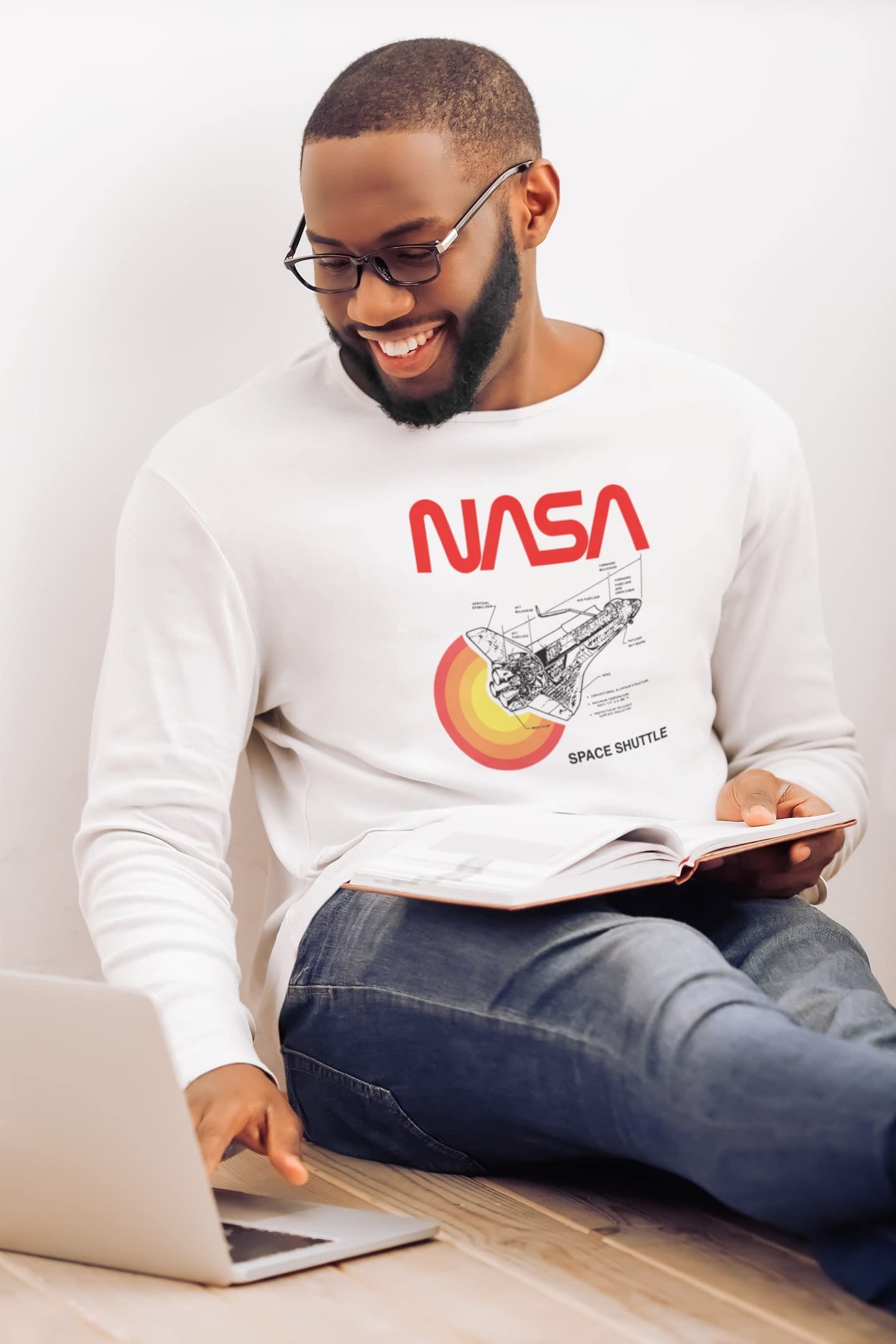 Vintage NASA Apollo Mission Patches Long Sleeve Graphic T-Shirt - Space Enthusiast Gift, Astronaut Fan Apparel for Casual Wear & Cosplay