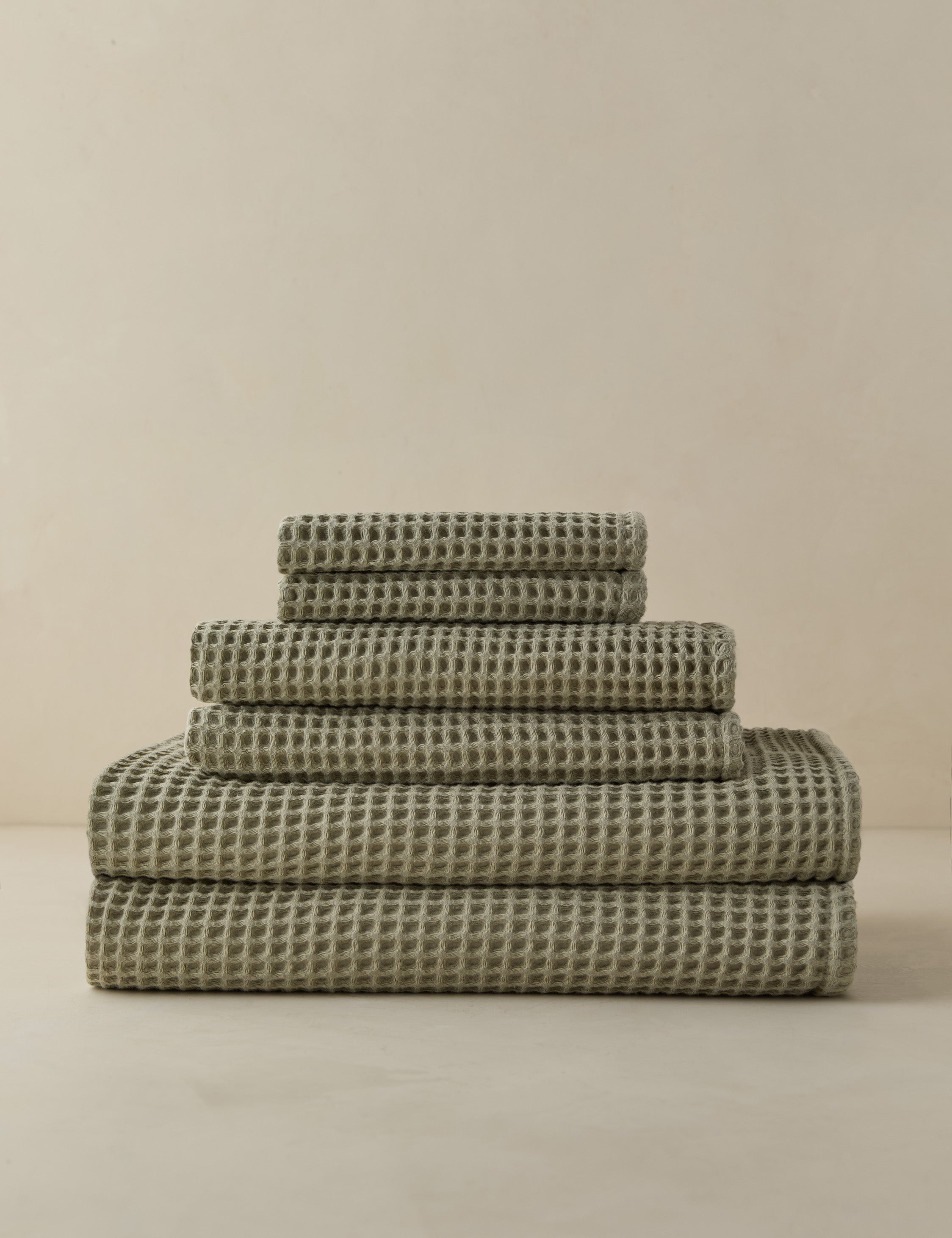 Bexley Organic Cotton Waffle Towel - Ultra Soft & Absorbent Bath & Beach Towel for Spa, Pool, Gym & Travel