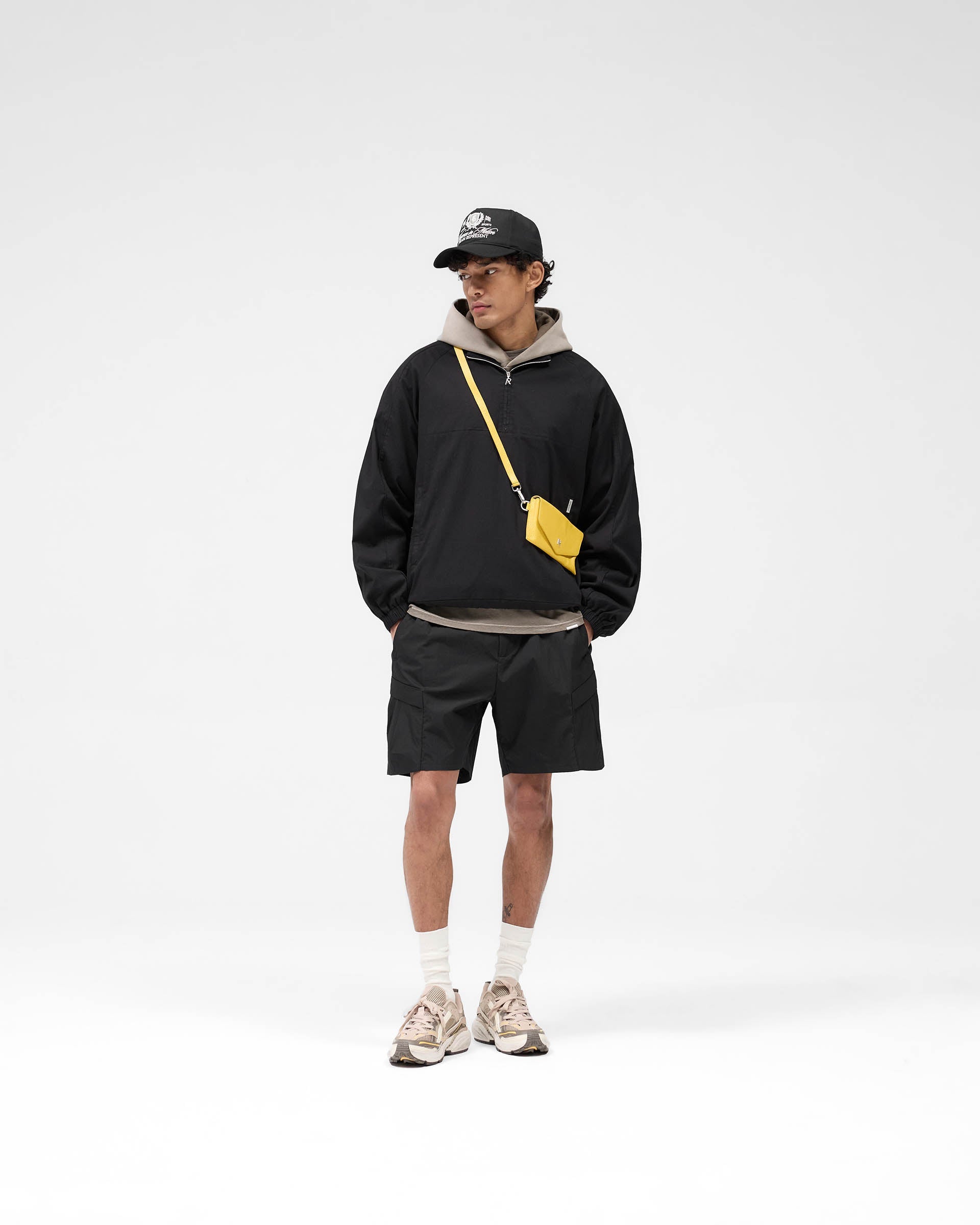 Men's Black Quarter Zip Jacket - Lightweight Fleece Pullover for Outdoor Activities & Casual Wear