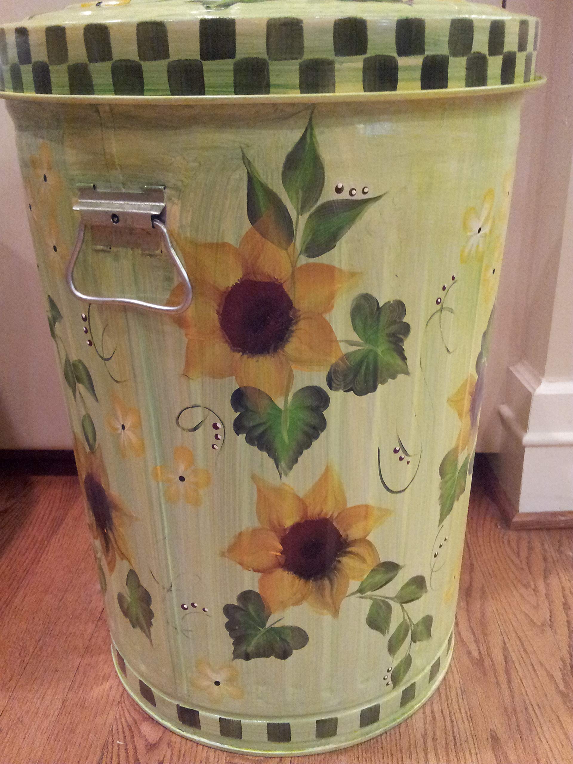 20 Gallon Hand Painted Galvanized Steel Trash Can - Durable Outdoor & Indoor Garbage Bin for Home, Office, Restaurant, and Commercial Use