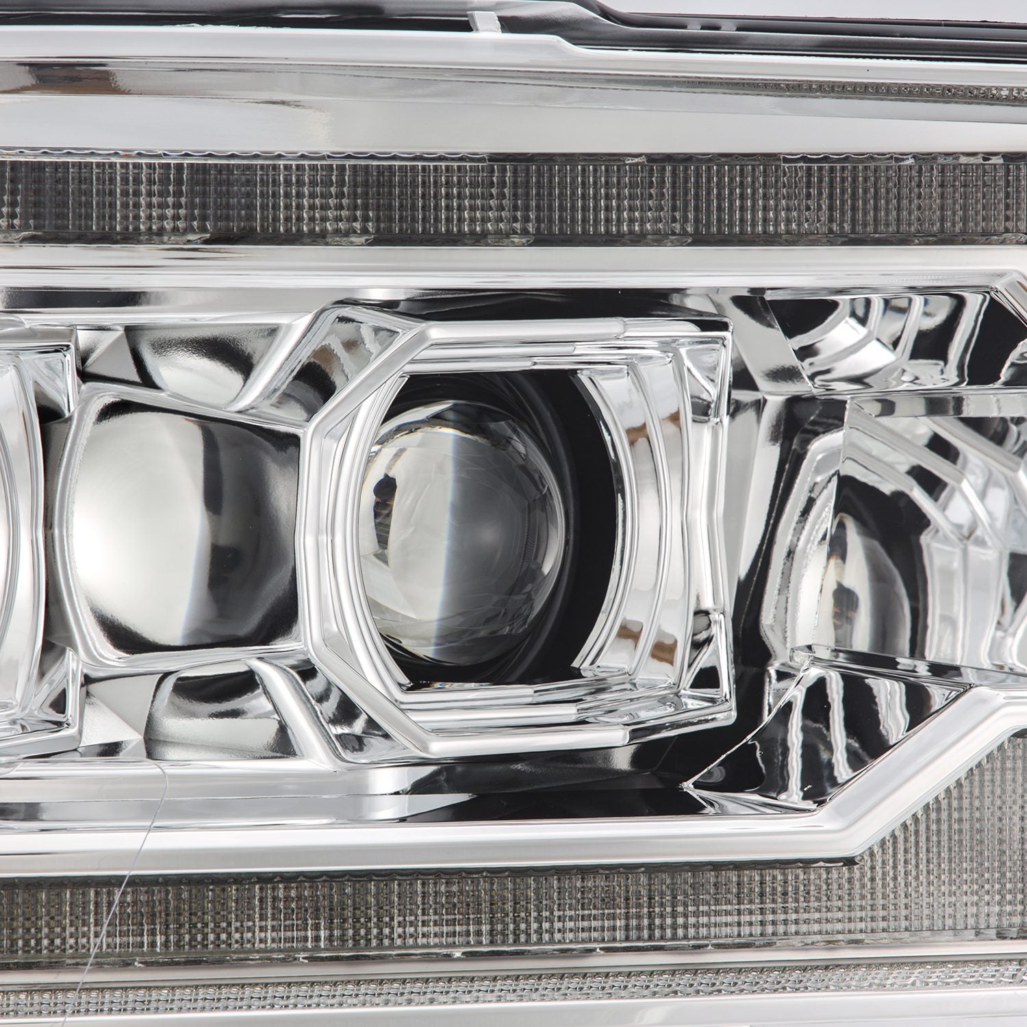 2009-2018 Ram 2500 MK II 5th Gen PRO Series Halogen Projector Headlights - Chrome Housing - Upgrade Your Truck Lighting for Night Driving & Off-Road Adventures
