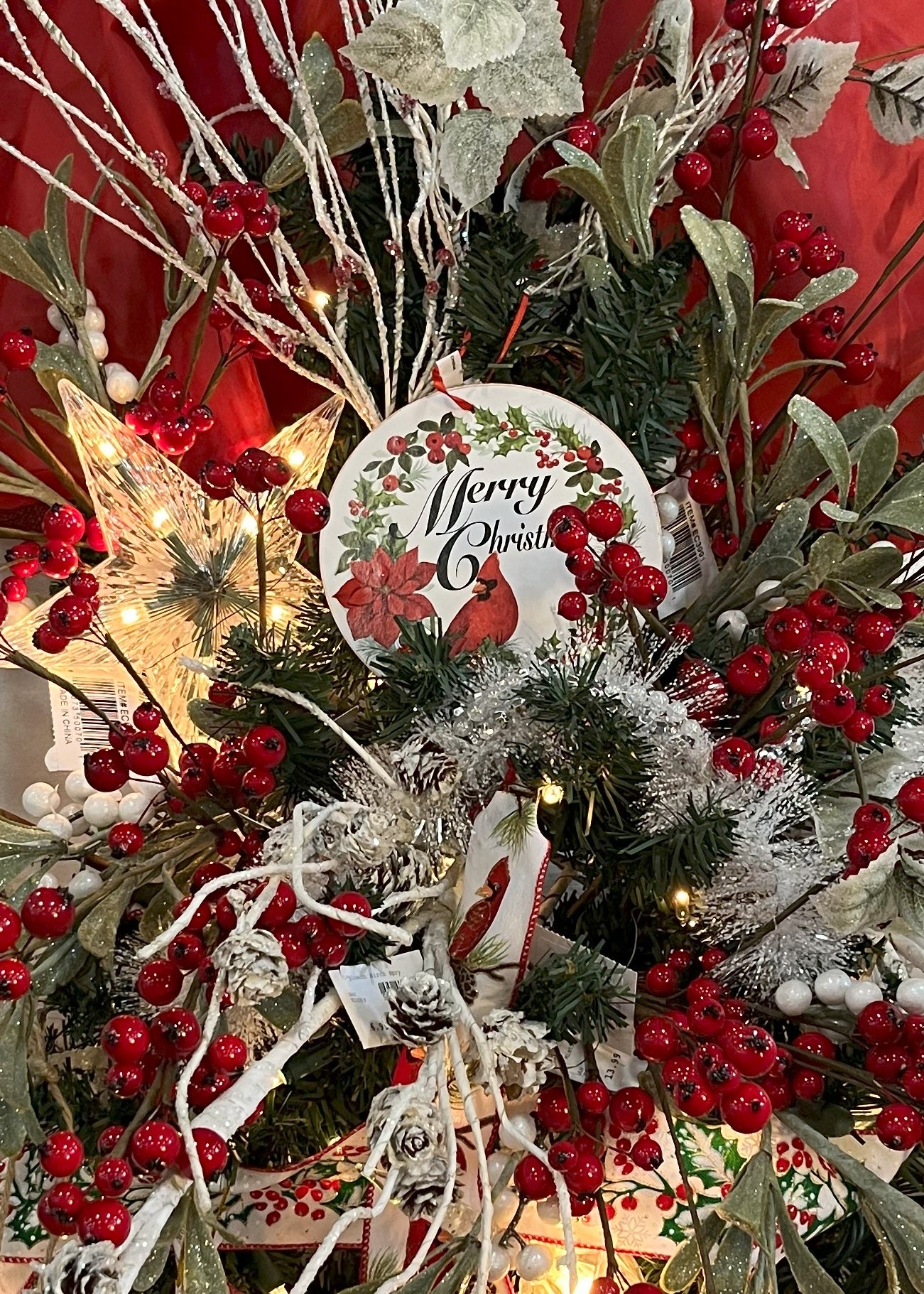 5-Pack Round MDF Cardinal Christmas Ornaments - Handmade Holiday Decor for Tree, Wreath & Gift Wrapping (Winter Bird Theme) - Perfect for Christmas Tree Decorating, Fireplace Mantel Display & Festive Home Decor
