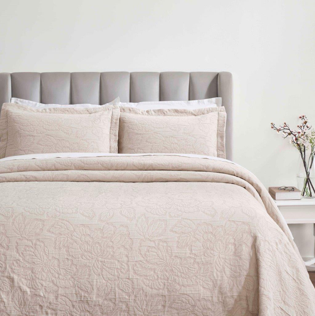 Hibiscus Cotton Medium Weight Matelasse Woven Bedspread and Sham Set - Queen Size, Floral Design, Soft & Breathable - Perfect for Master Bedroom, Guest Room, or Vacation Home Decor