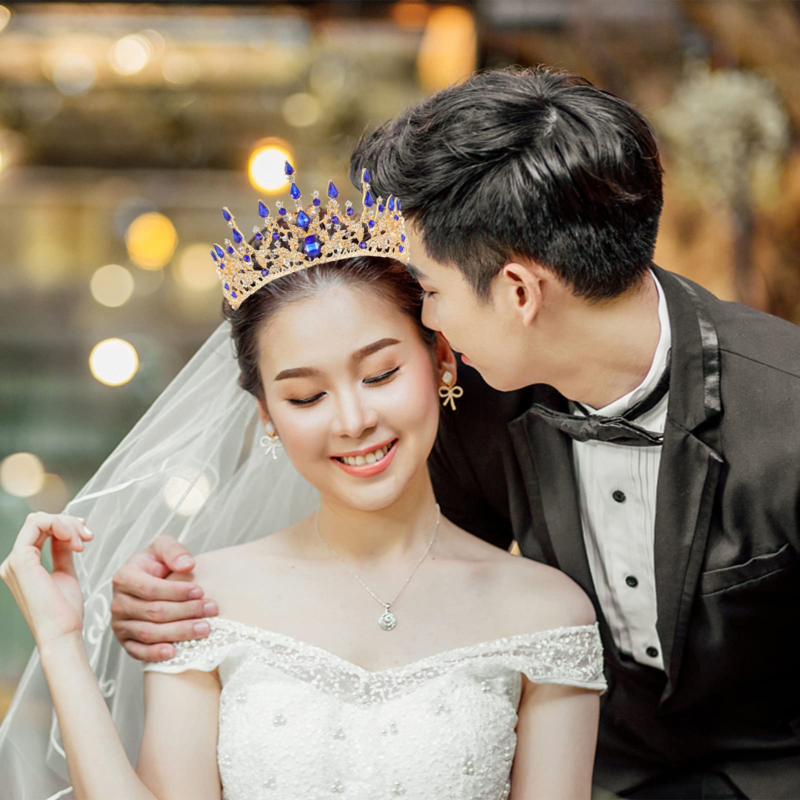 Elegant Rhinestone Bridal Tiara Crown for Weddings - Baroque Style Alloy Hairpiece with Veil for Brides, Prom, Miss Pageants & Birthday Celebrations - Perfect for Wedding Photos, Ceremonies & Special Occasions