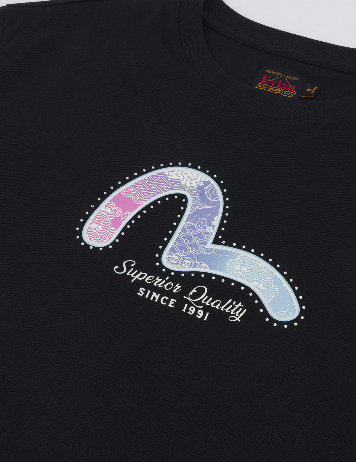 Stylish Seagull Foil Print Boyfriend T-Shirt for Women - Trendy Graphic Tee for Casual Wear, Beach Outings & Street Style Fashion