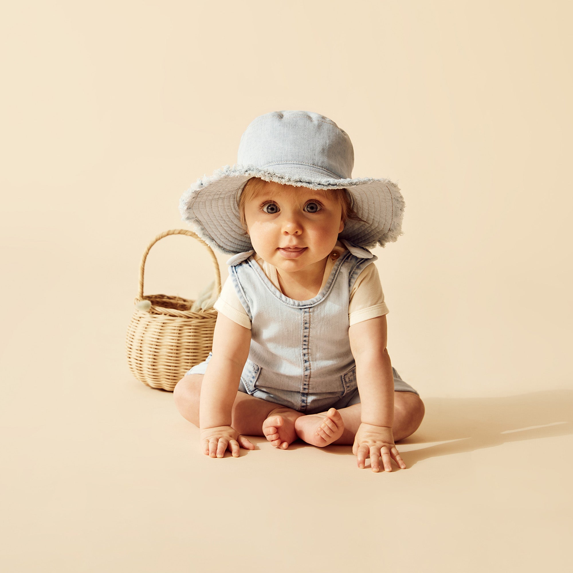 Stylish Denim Sun Hat for Women & Men - UPF 50+ UV Protection Wide Brim Summer Beach Hat - Perfect for Outdoor, Travel, Gardening & Vacation
