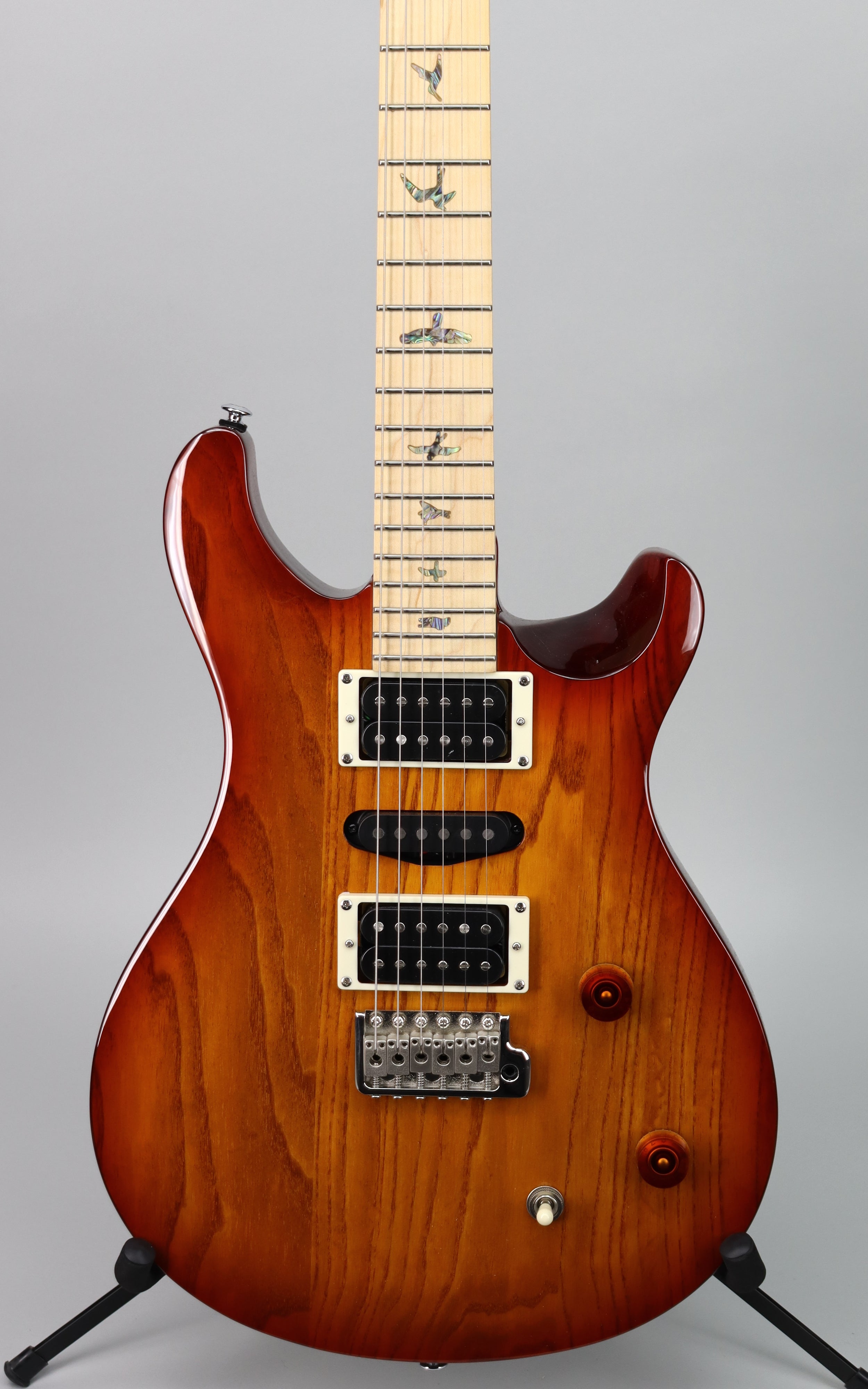Paul Reed Smith SE Swamp Ash Special Electric Guitar - Vintage Sunburst Finish (Serial CTIF111415) | Perfect for Rock, Blues & Studio Recording