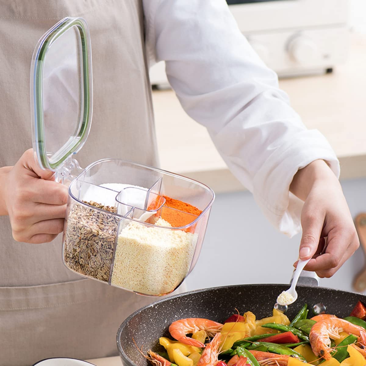 4-Compartment Clear Plastic Seasoning Box with Lid & Serving Spoons - Airtight Spice Storage Container for Salt, Pepper & Powder - Perfect for Kitchen, Camping & Outdoor Cooking