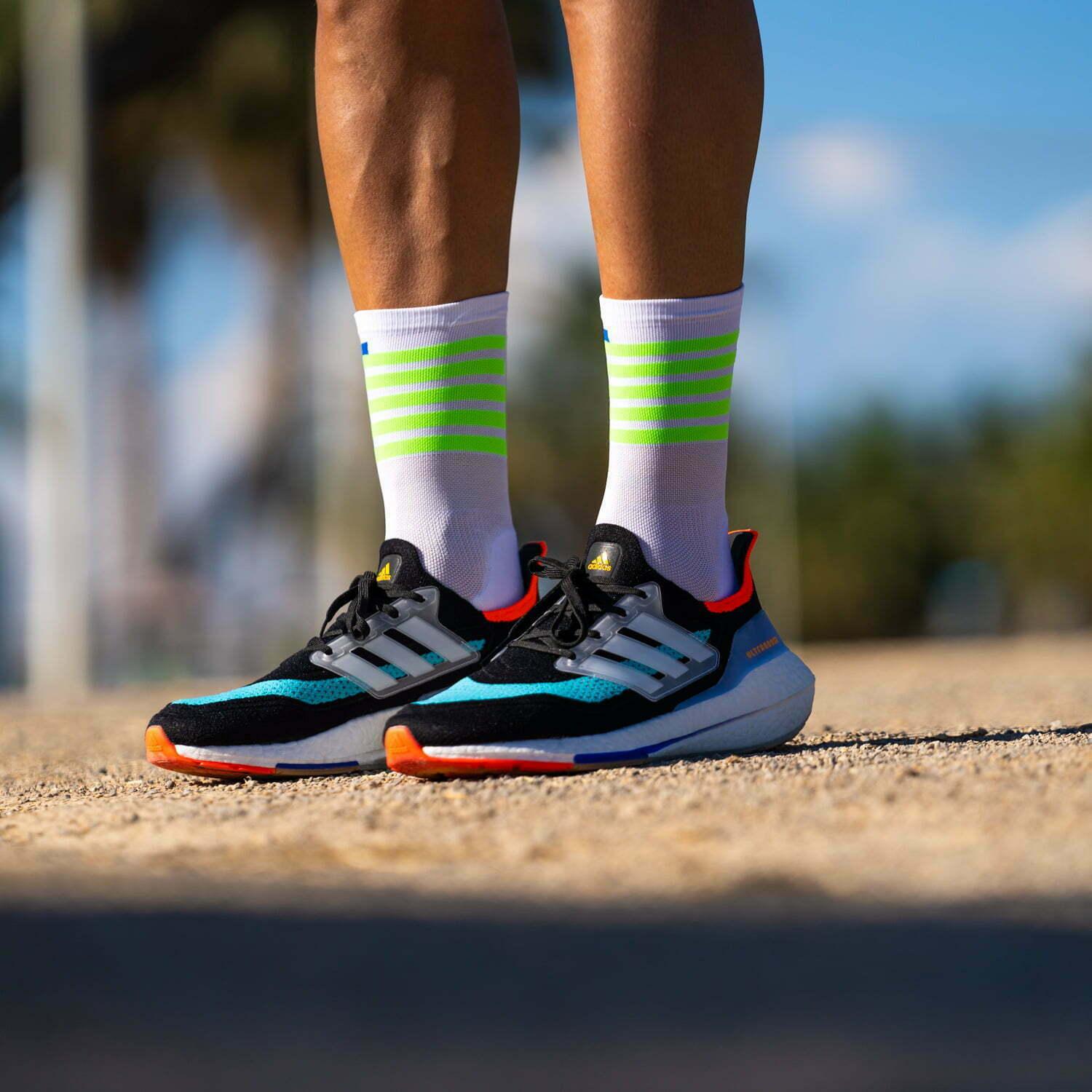 Red & Green Triathlon Socks for Men & Women - Breathable Athletic Running Socks - Perfect for Cycling, Marathon & Triathlon Competitions