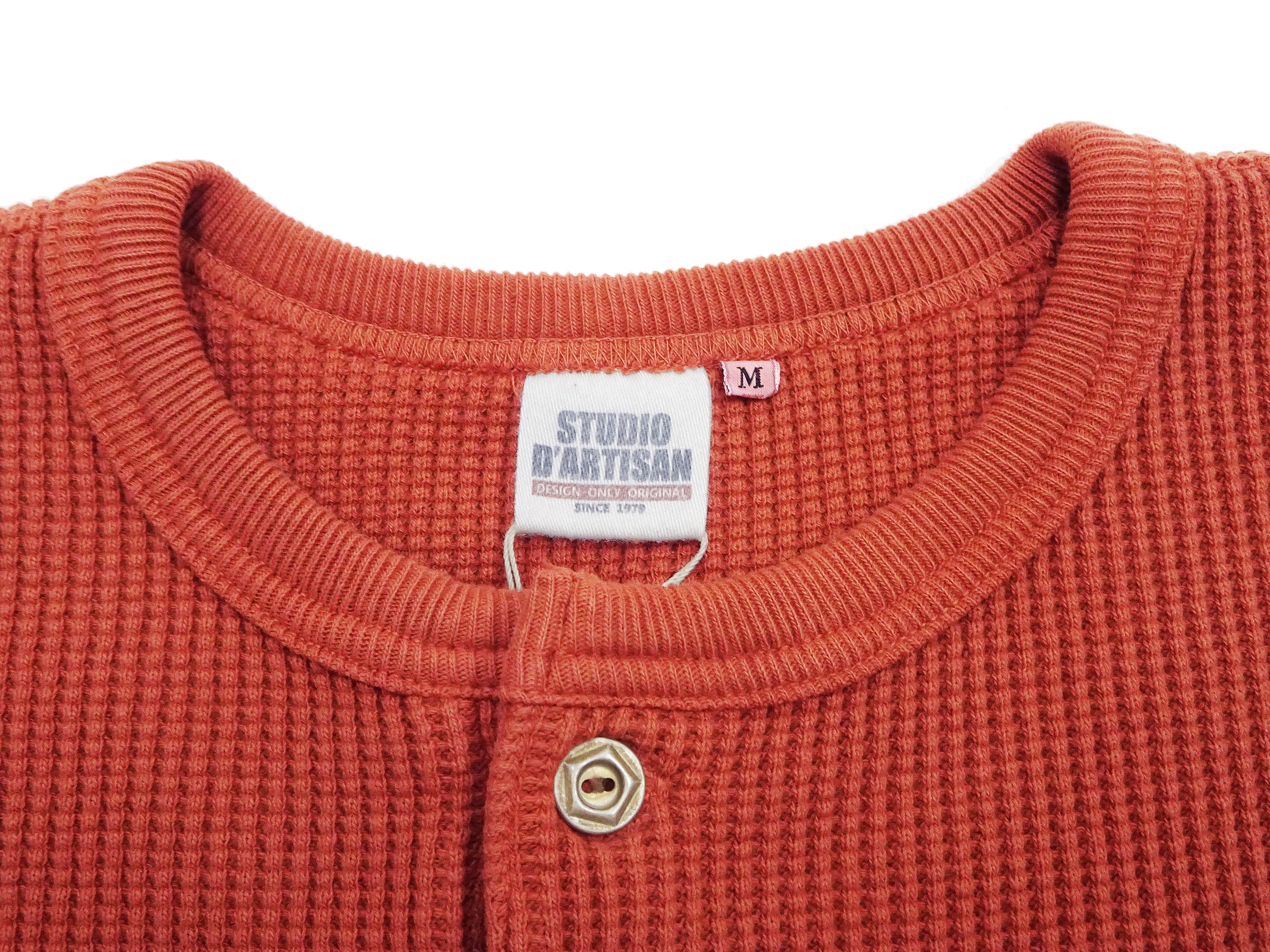 Studio D'artisan Men's Waffle Knit Thermal Henley T-Shirt - Long Sleeve Casual Shirt with 3-Button Placket, Heavyweight Thermal Tee in Burnt Sienna (Deep Red Brown) - Perfect for Fall Layering and Outdoor Activities