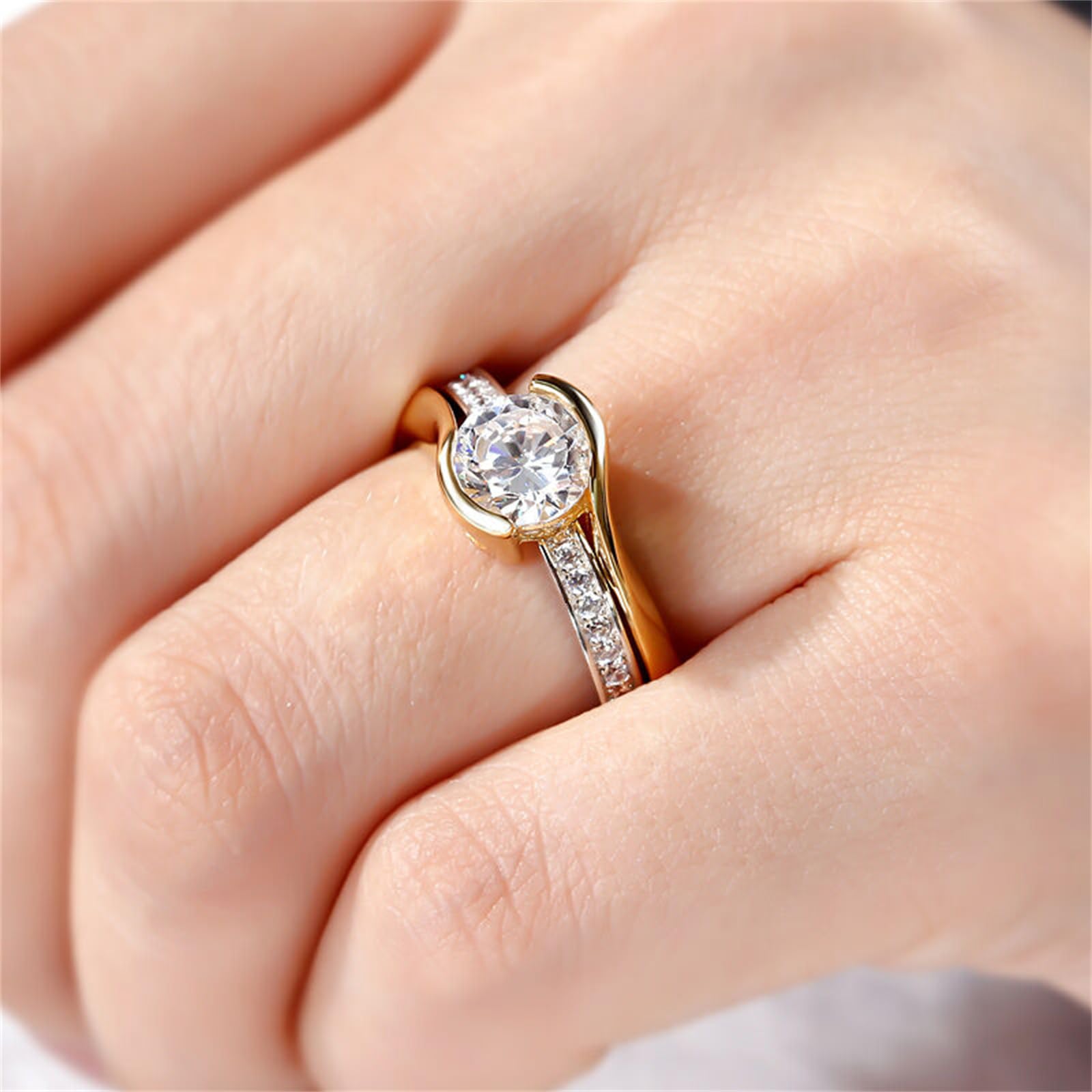 Jeulia 2.5 Carat Asymmetric Diamond Ring Set for Women - 14K Gold Plated Cubic Zirconia Engagement Ring, Anniversary Promise Ring, Romantic Jewelry Gift for Her - Perfect for Weddings, Proposals & Special Occasions