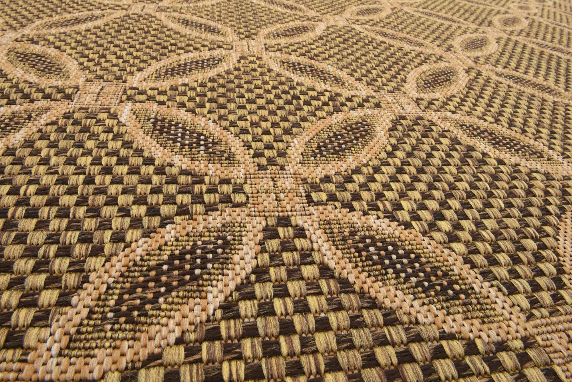 Unique Loom Outdoor Trellis Collection Area Rug - Spiral Design 8' x 11' 4