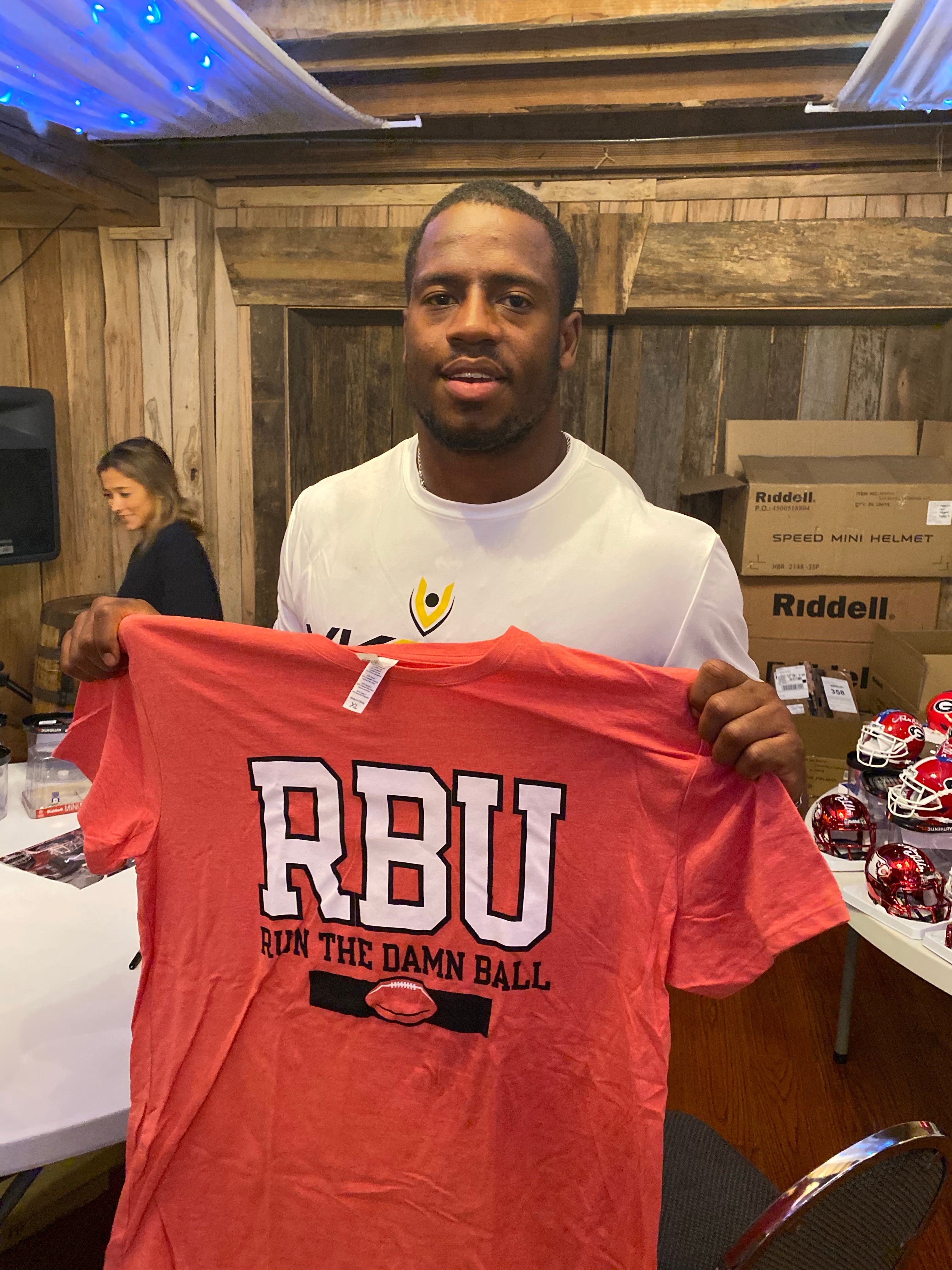 Nick Chubb Autographed Georgia Bulldogs Red Football Jersey - Authentic Signed Collectible for Fans & Memorabilia - Perfect for Game Day, Display, and Gifting