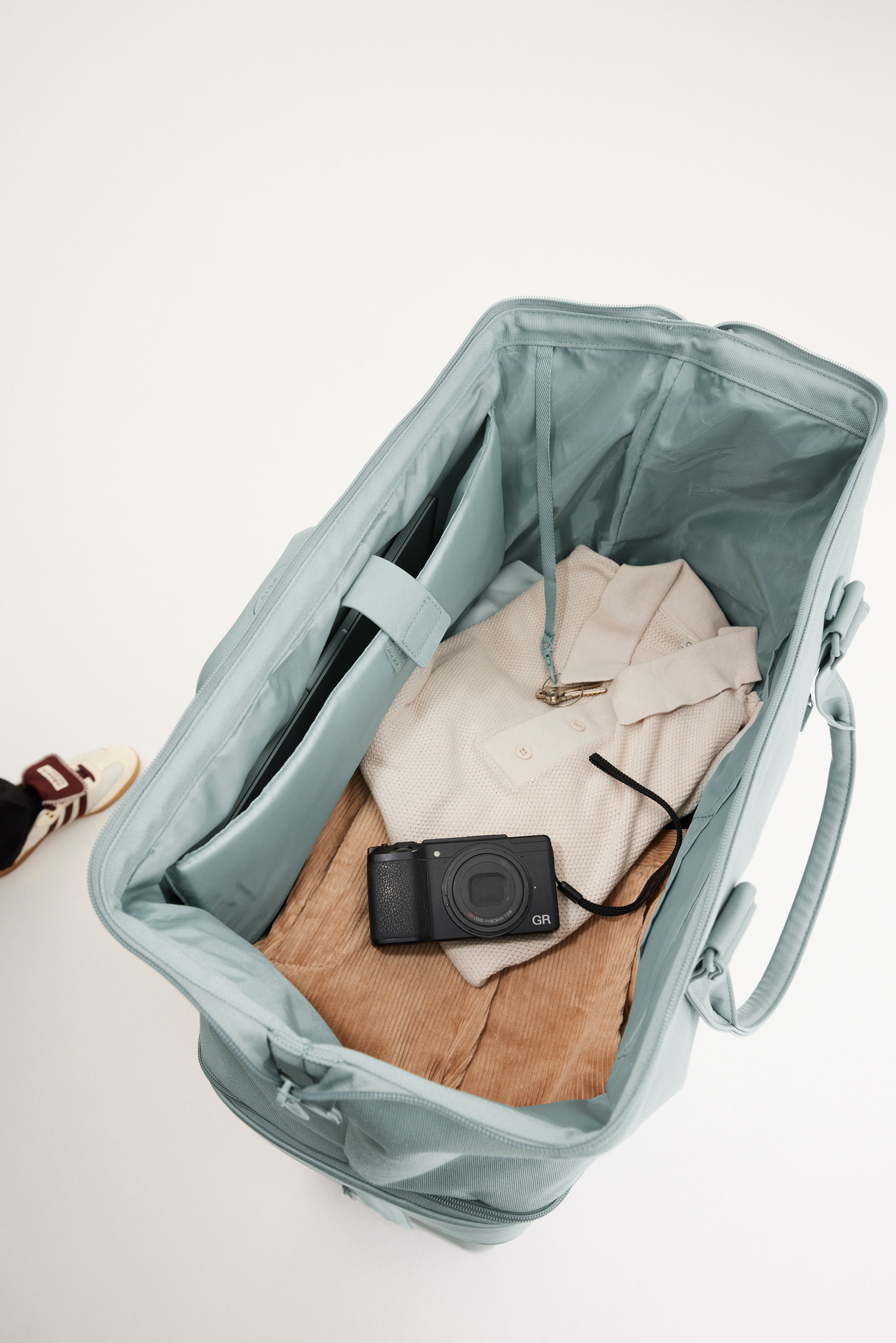 The Weekender Duffle Bag in Slate - Perfect for Travel, Gym & Weekend Getaways | Water-Resistant & Spacious Carry-On Luggage