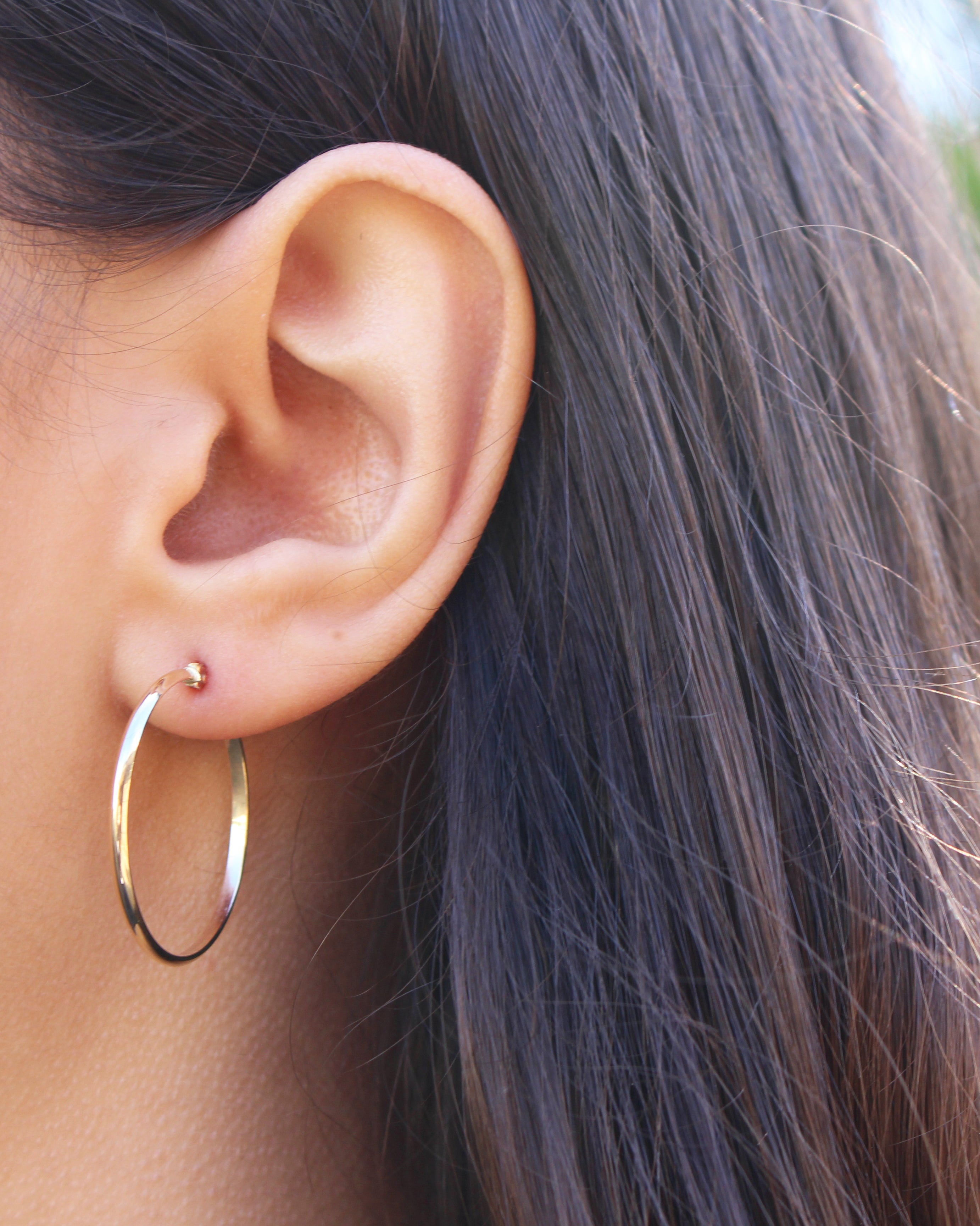 9ct Yellow Gold 25mm Plain Hoop Earrings for Women - Classic Circle Stud Earrings for Everyday Wear, Gift Giving & Special Occasions