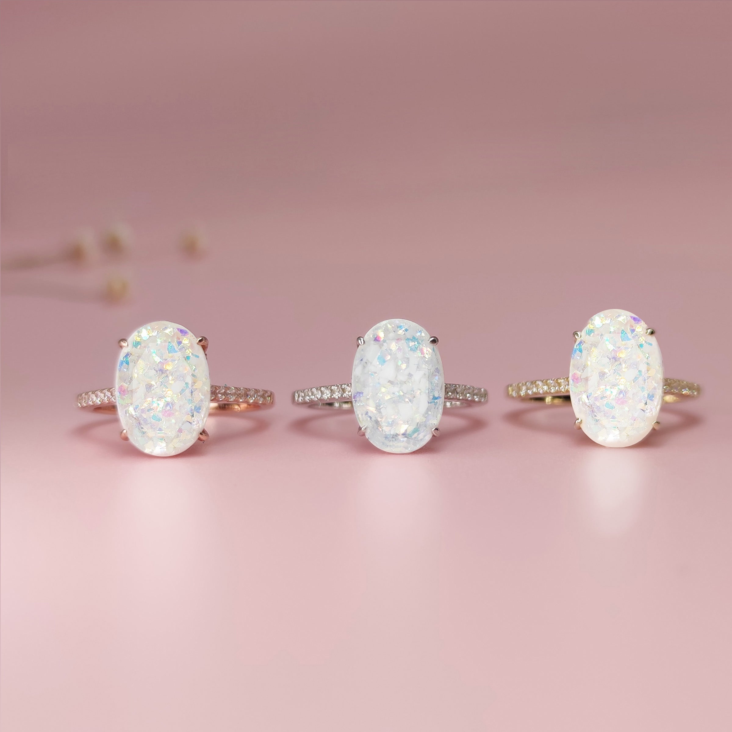 Elegant Oval Ashes Ring for Memorial Keepsake - Perfect for Honoring Loved Ones & Cherished Memories