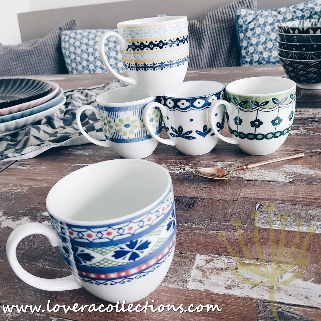 Awasaka Japan Green & Blue Daisy Tea & Dinnerware Set - Elegant Japanese Ceramic Tableware for Tea Time & Dining - Perfect for Home, Restaurants & Gifts