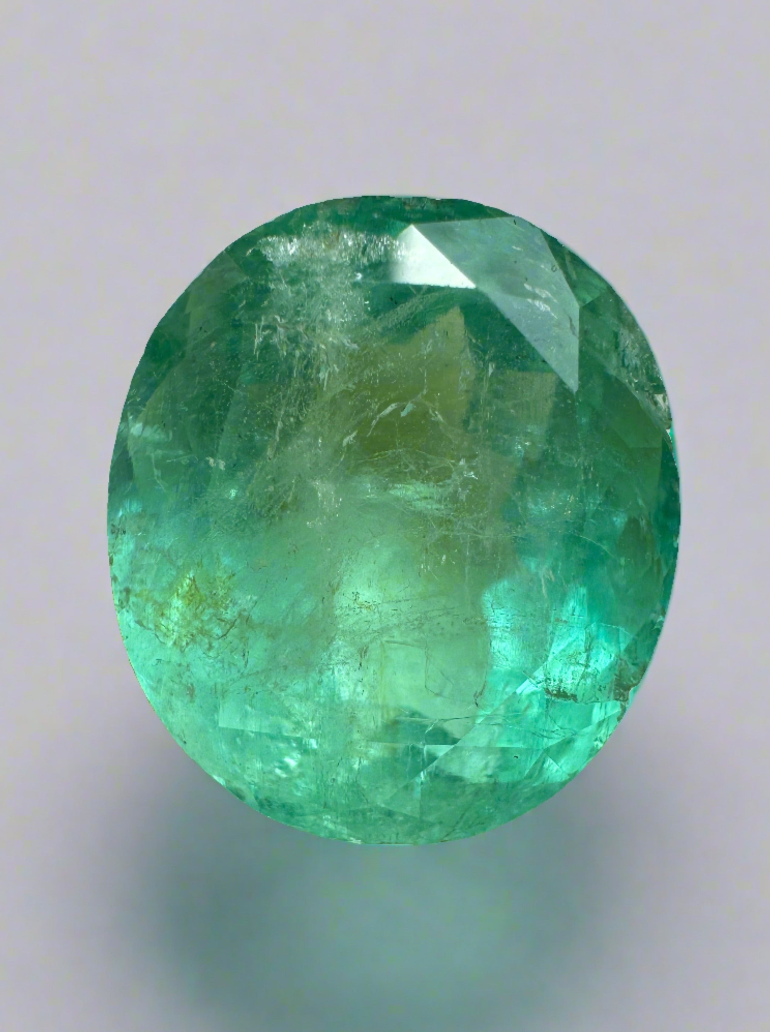 21.95 Carat Natural Colombian Emerald - Minty Green Oval Cut Loose Gemstone for Jewelry Making, Engagement Rings & Luxury Gifts